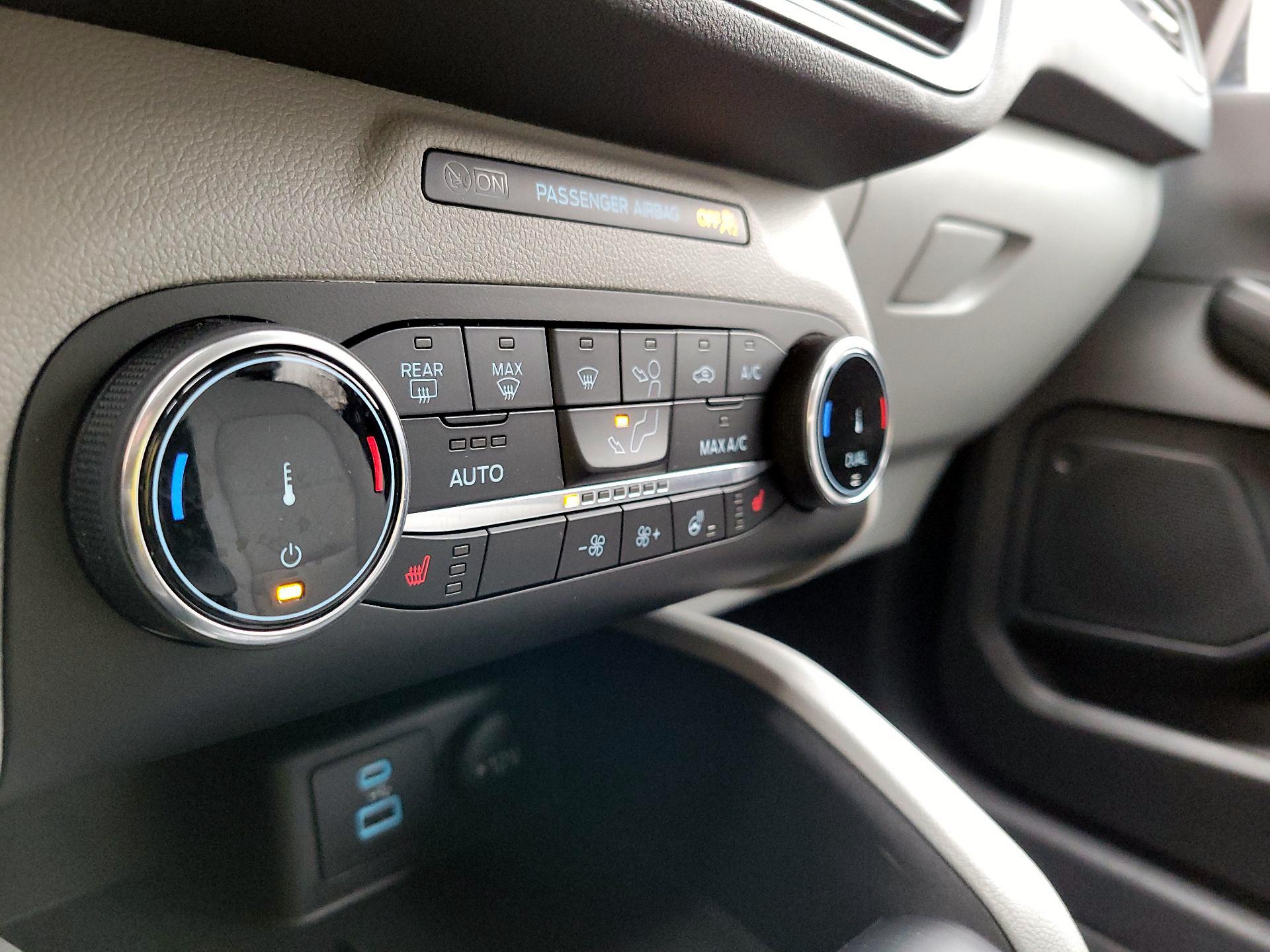 Thumbnail: 2023 Ford Escape - 14