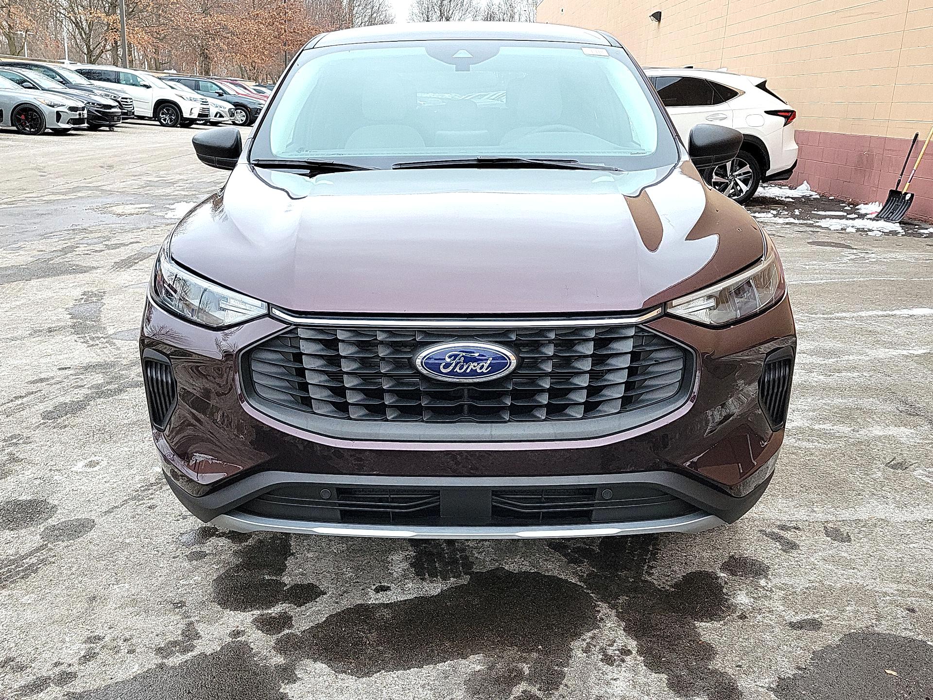 Thumbnail: 2023 Ford Escape - 2