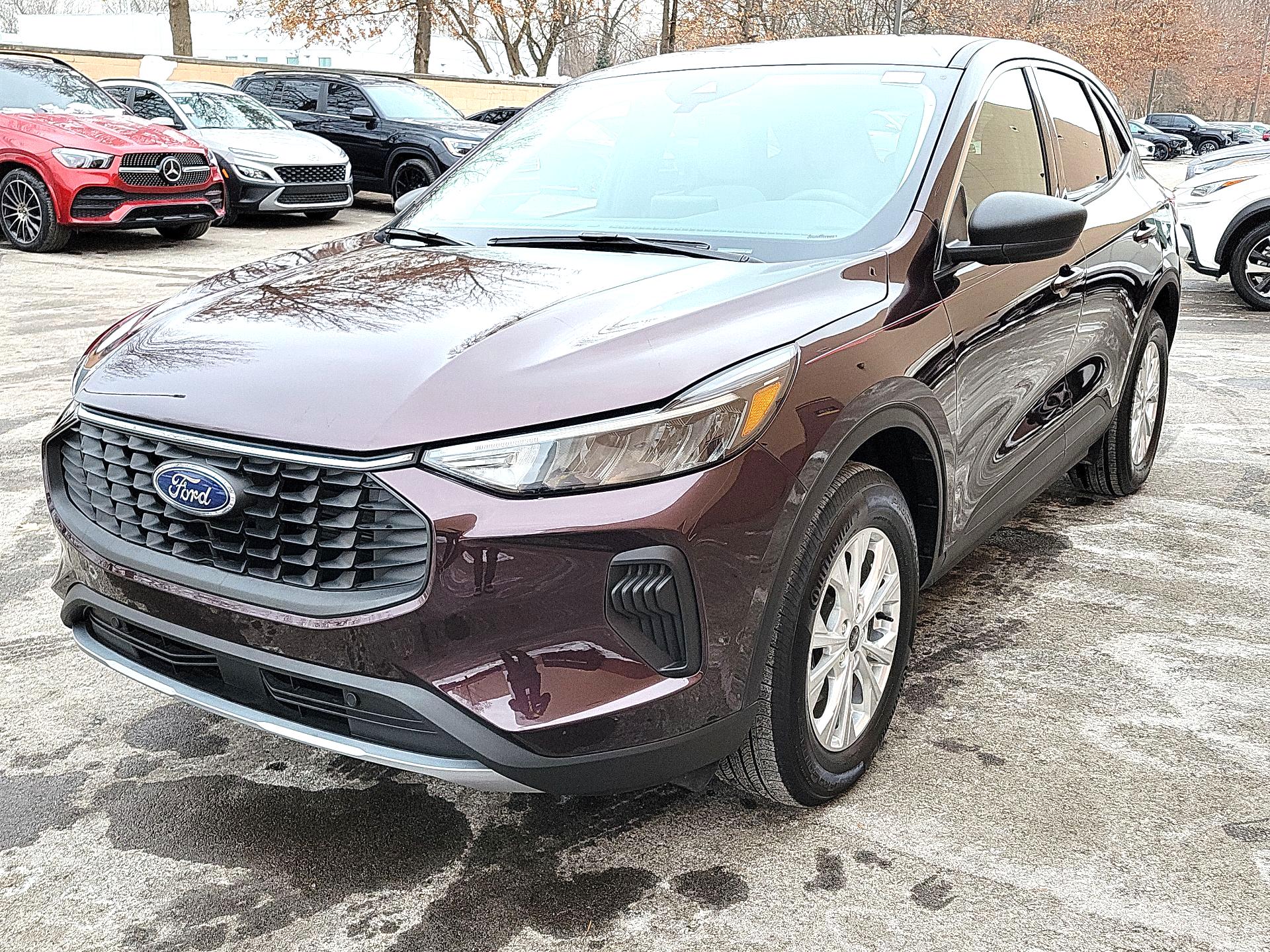 Thumbnail: 2023 Ford Escape - 3