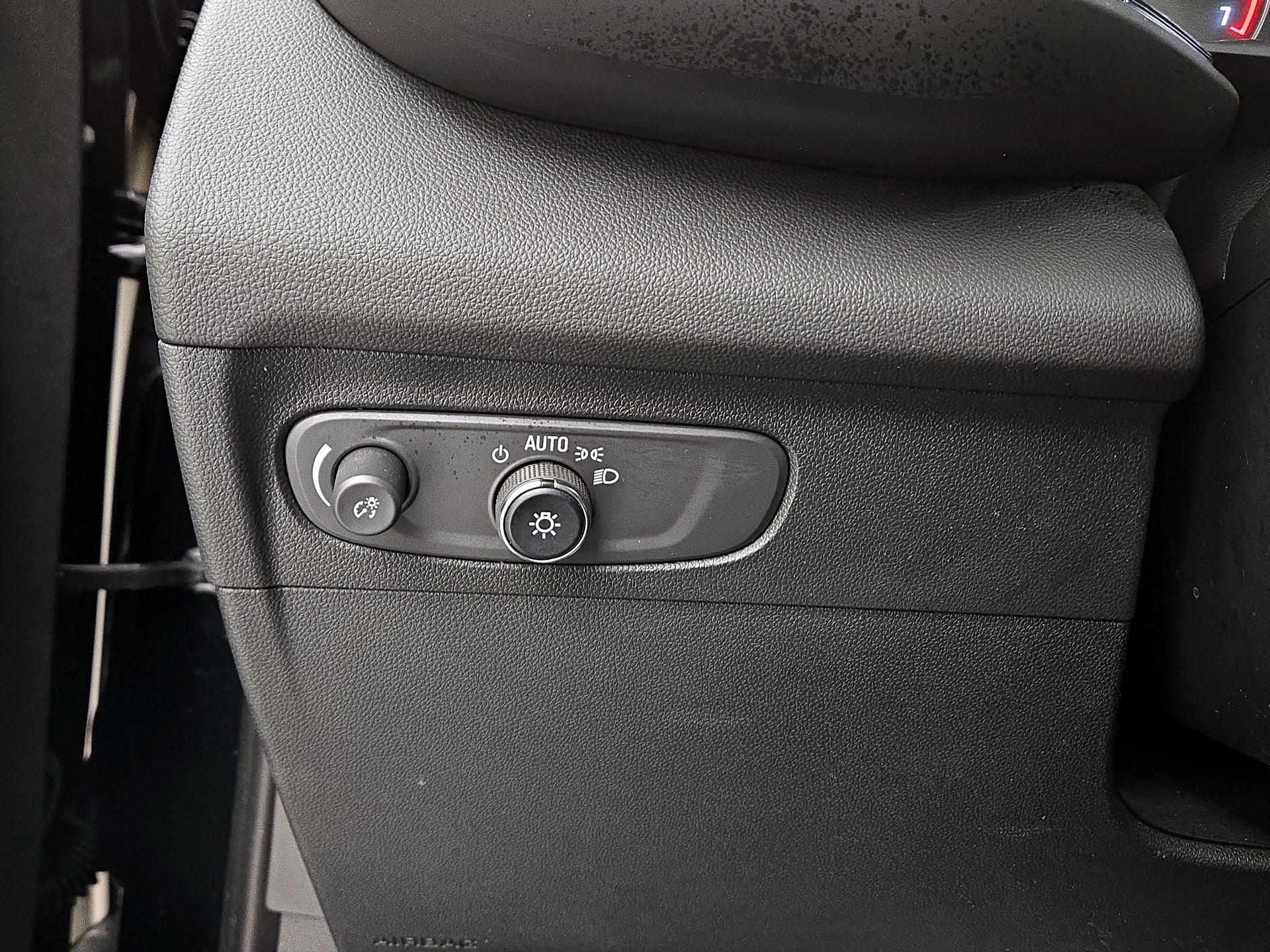 Thumbnail: 2023 Buick Envision - 13