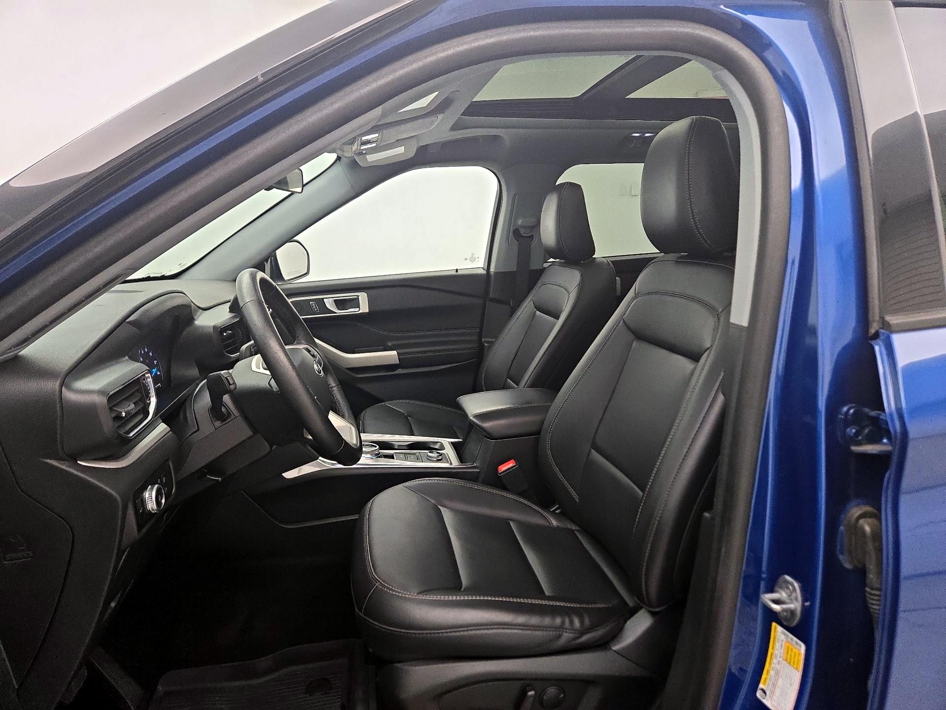 Thumbnail: 2023 Ford Explorer - 11