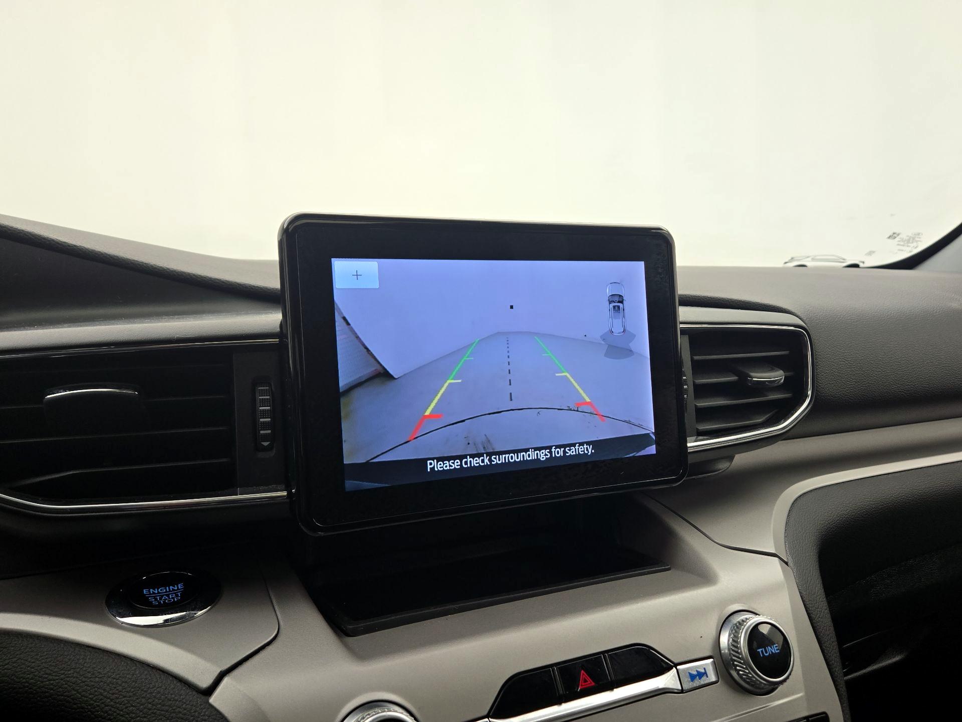 Thumbnail: 2023 Ford Explorer - 14