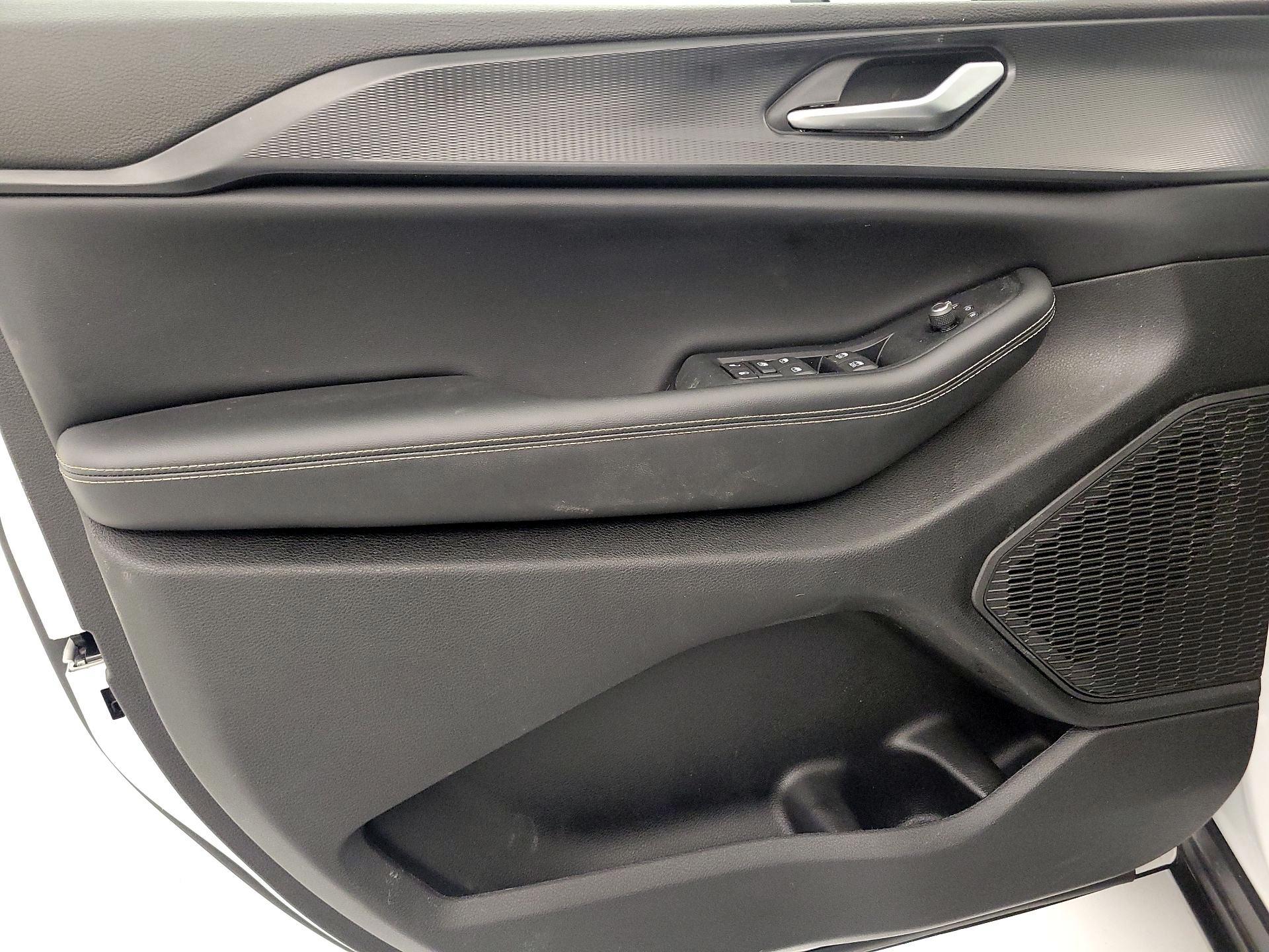 Thumbnail: 2024 Jeep Grand Cherokee L - 12