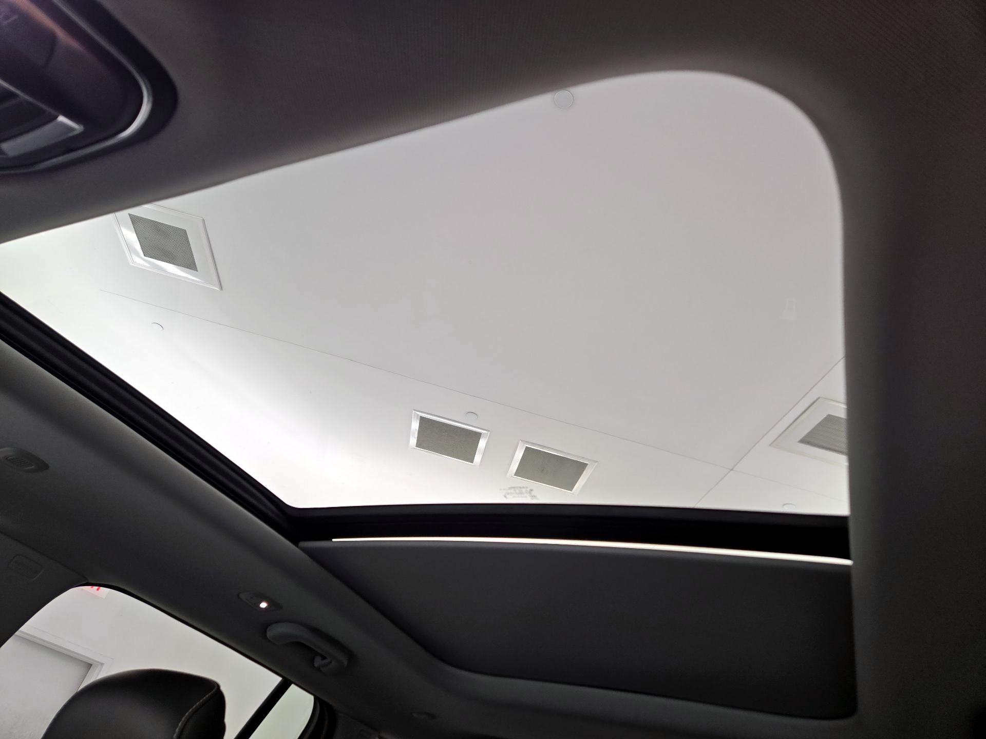 Thumbnail: 2023 Jeep Grand Cherokee - 19