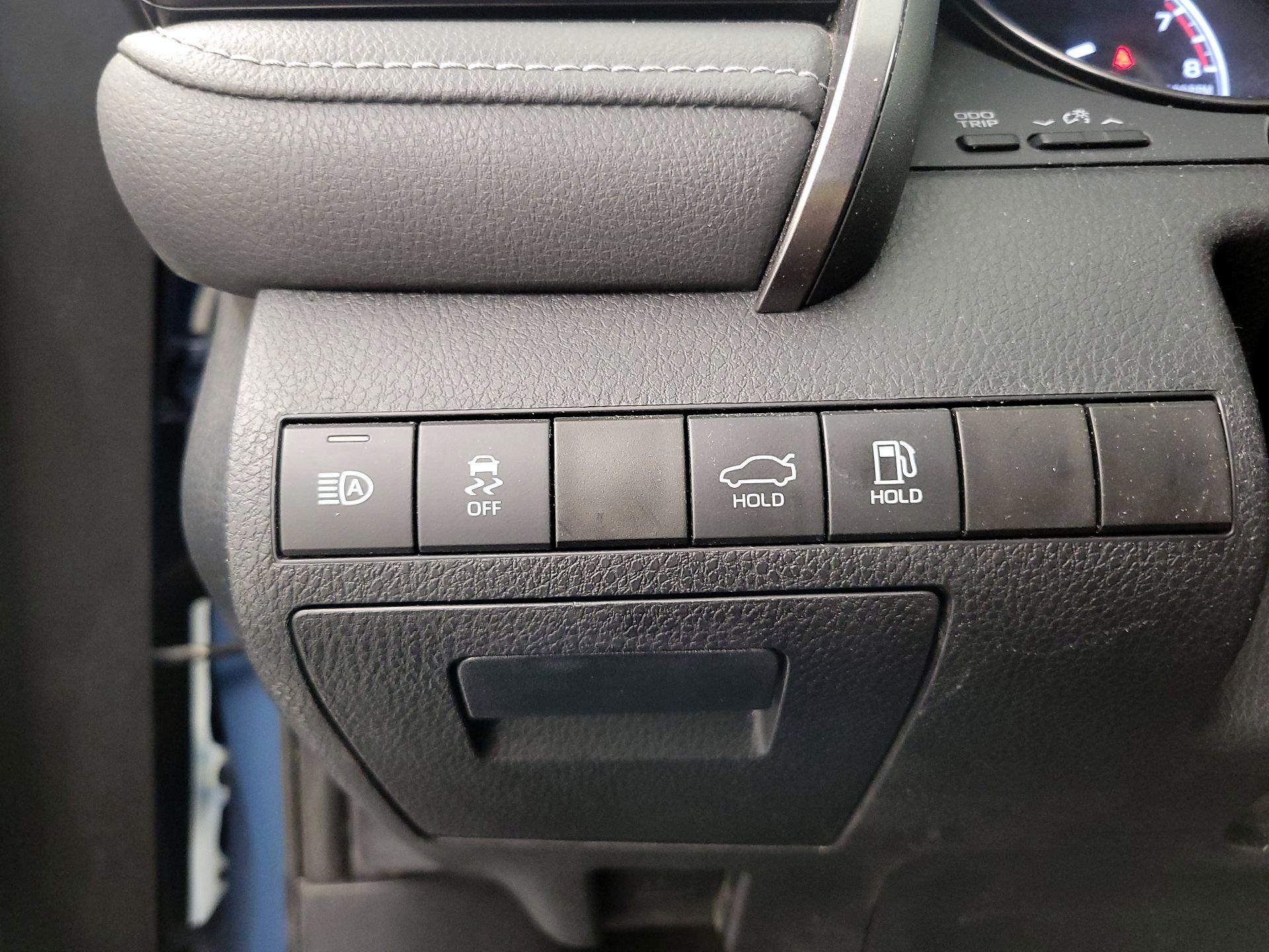 Thumbnail: 2024 Toyota Camry - 13