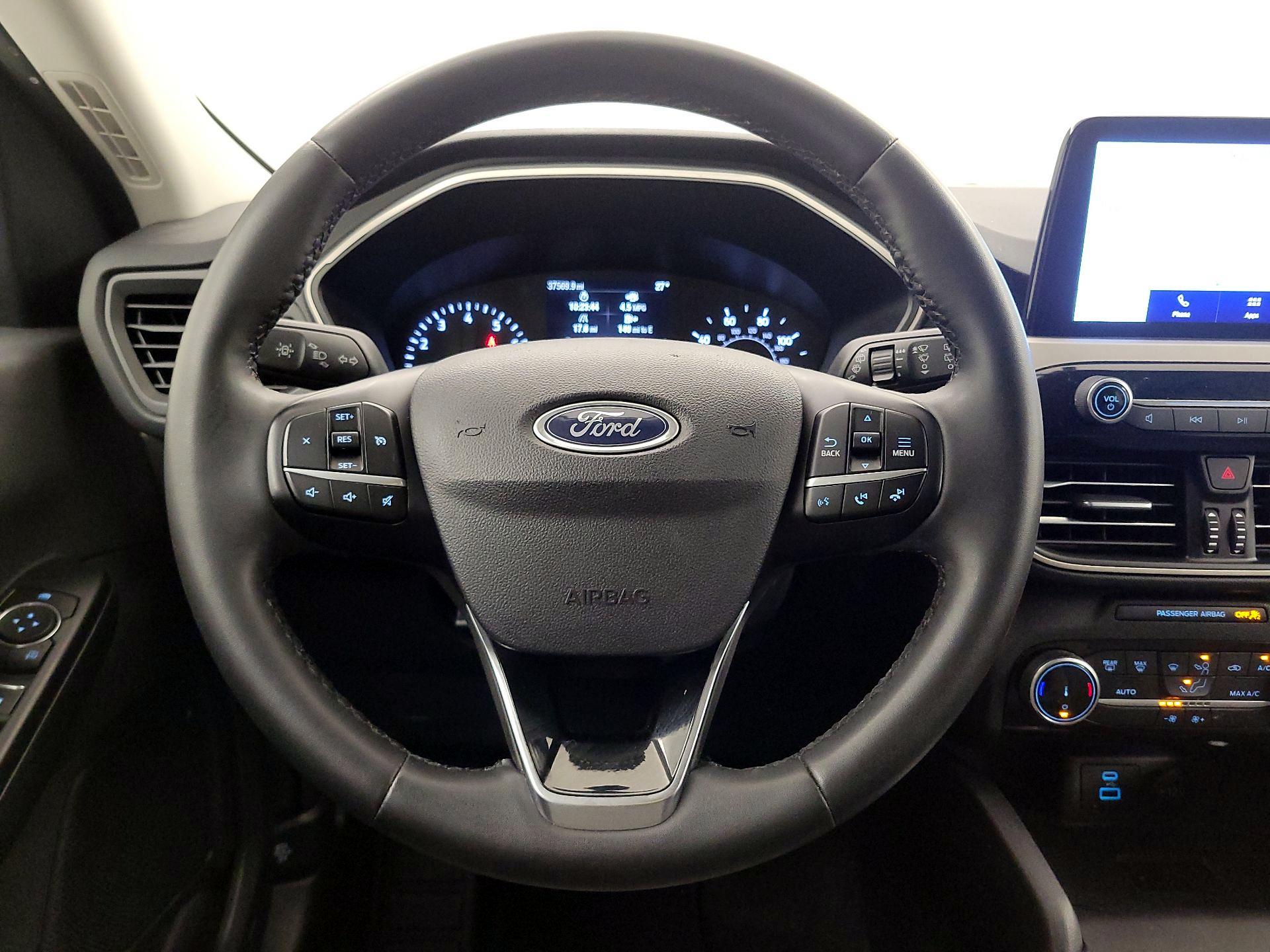 Thumbnail: 2022 Ford Escape - 10