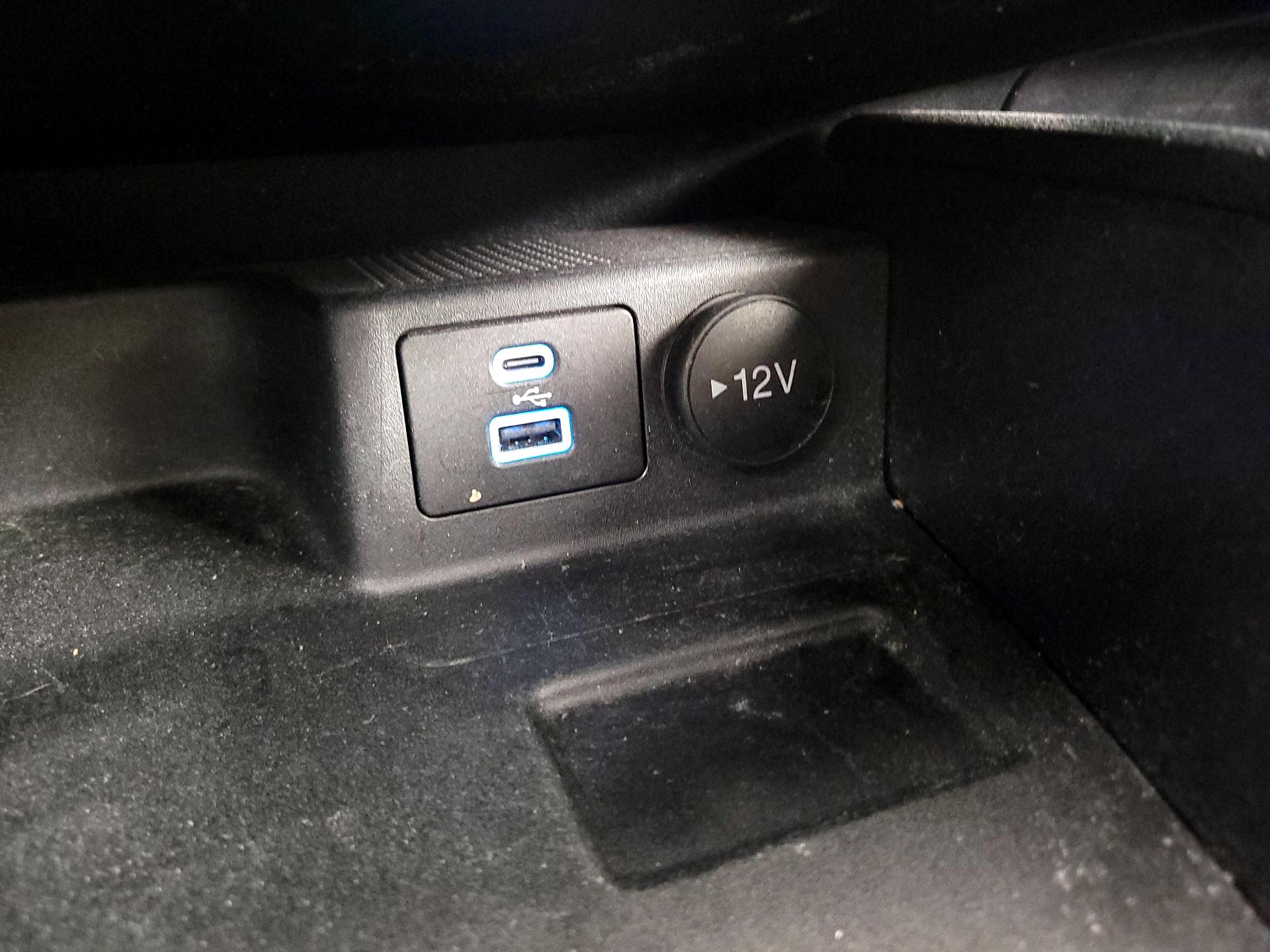 Thumbnail: 2022 Ford Escape - 18