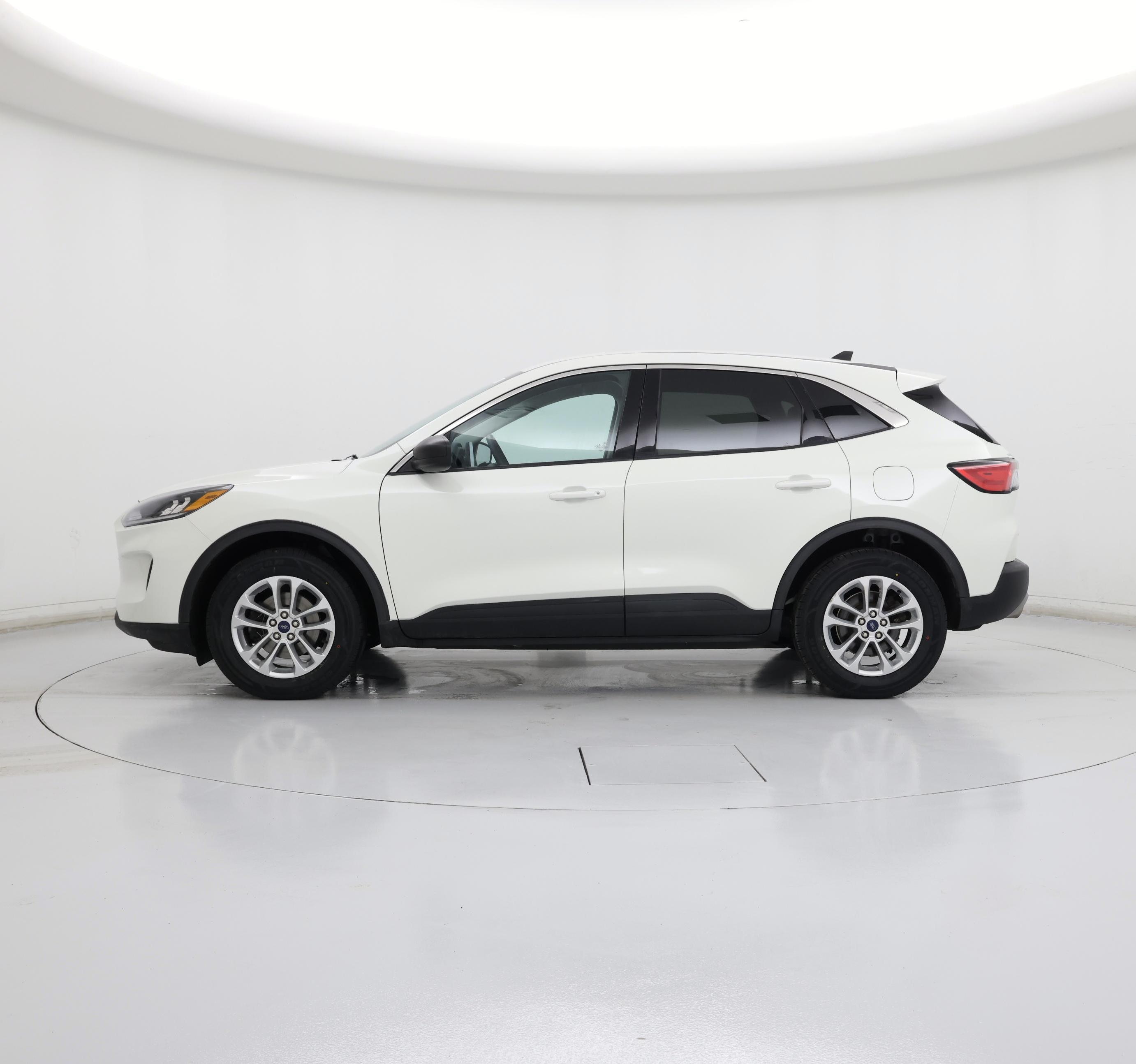 Thumbnail: 2022 Ford Escape - 3