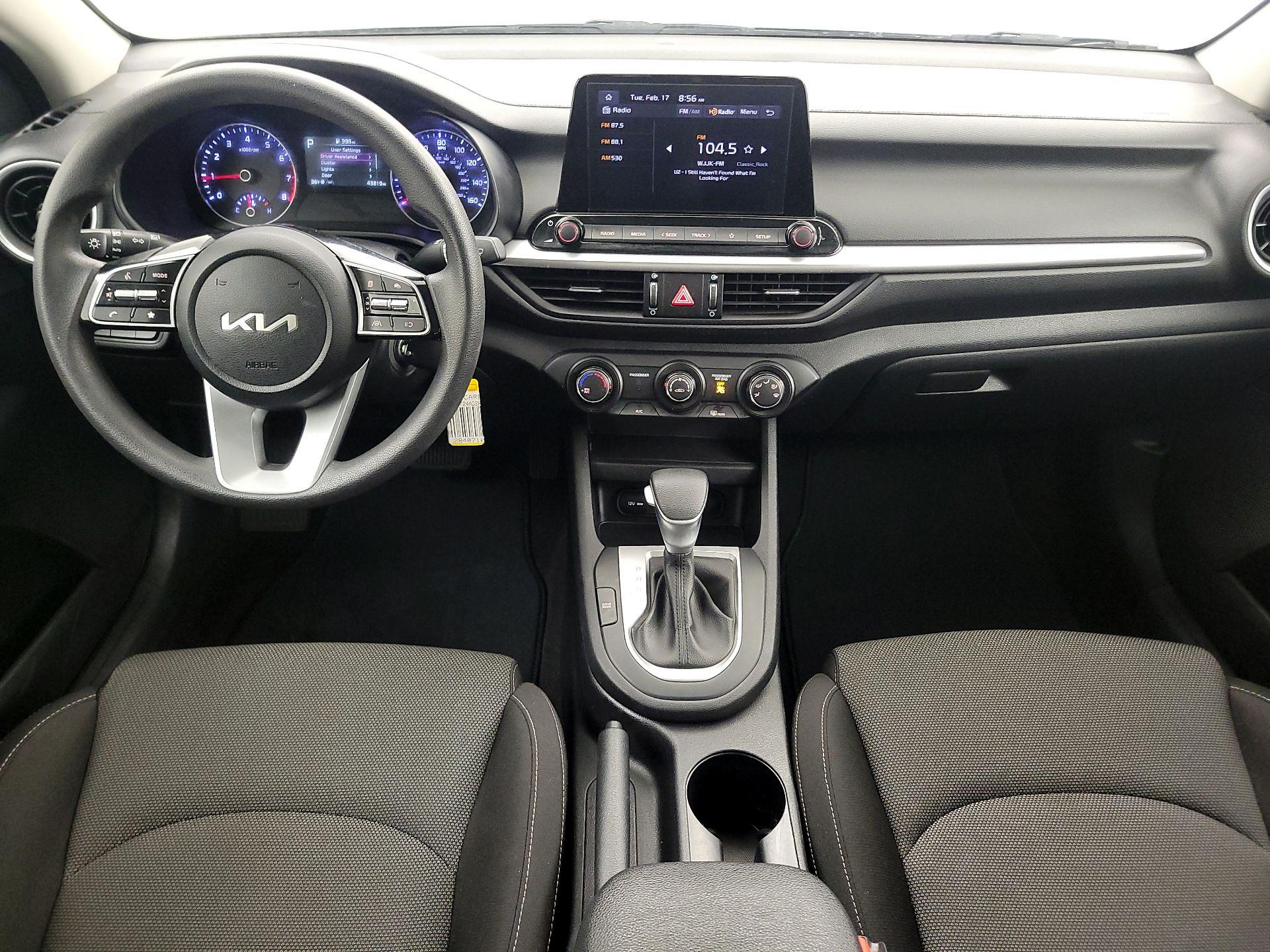 Thumbnail: 2024 Kia Forte - 9