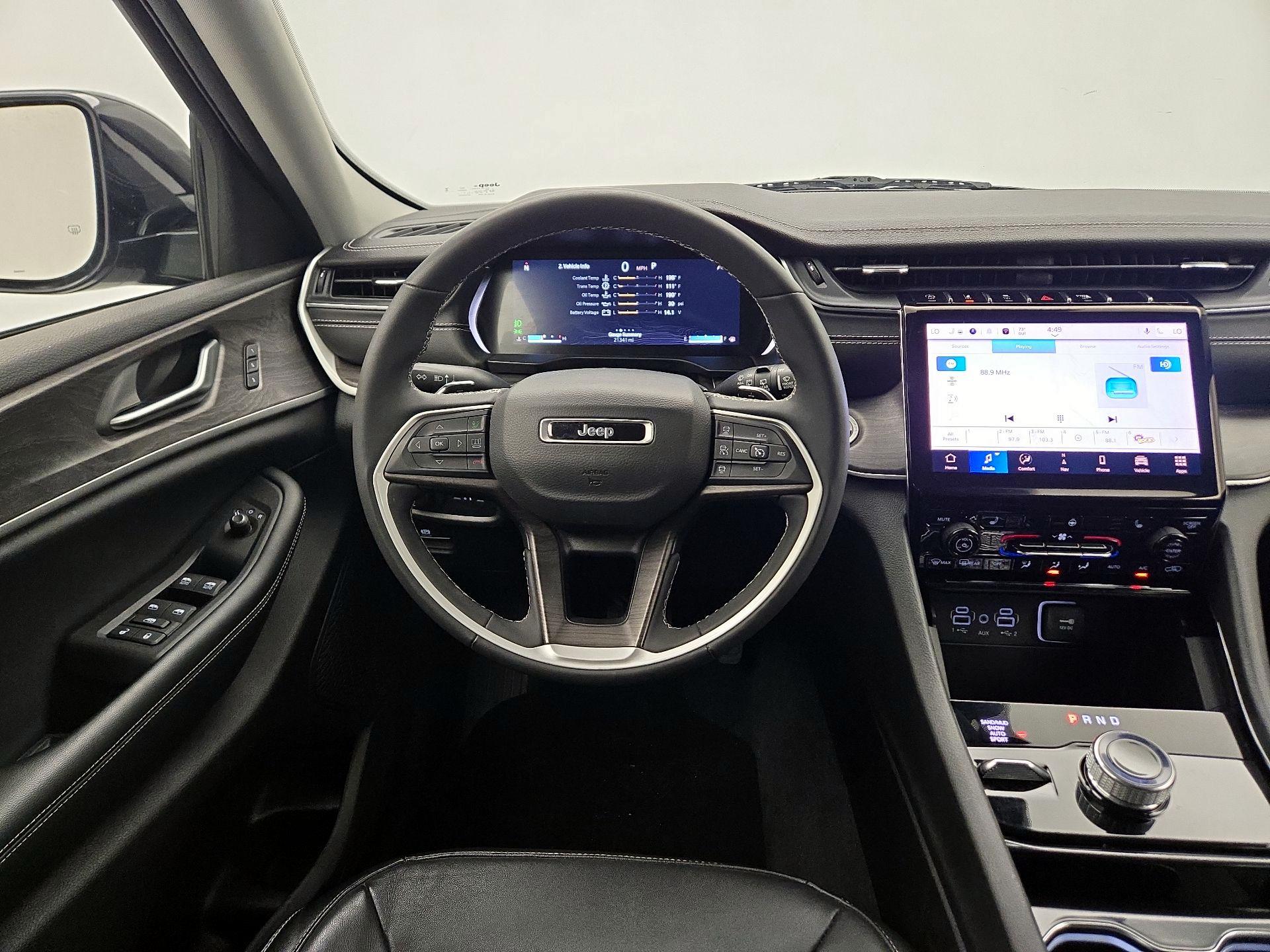 Thumbnail: 2023 Jeep Grand Cherokee - 10