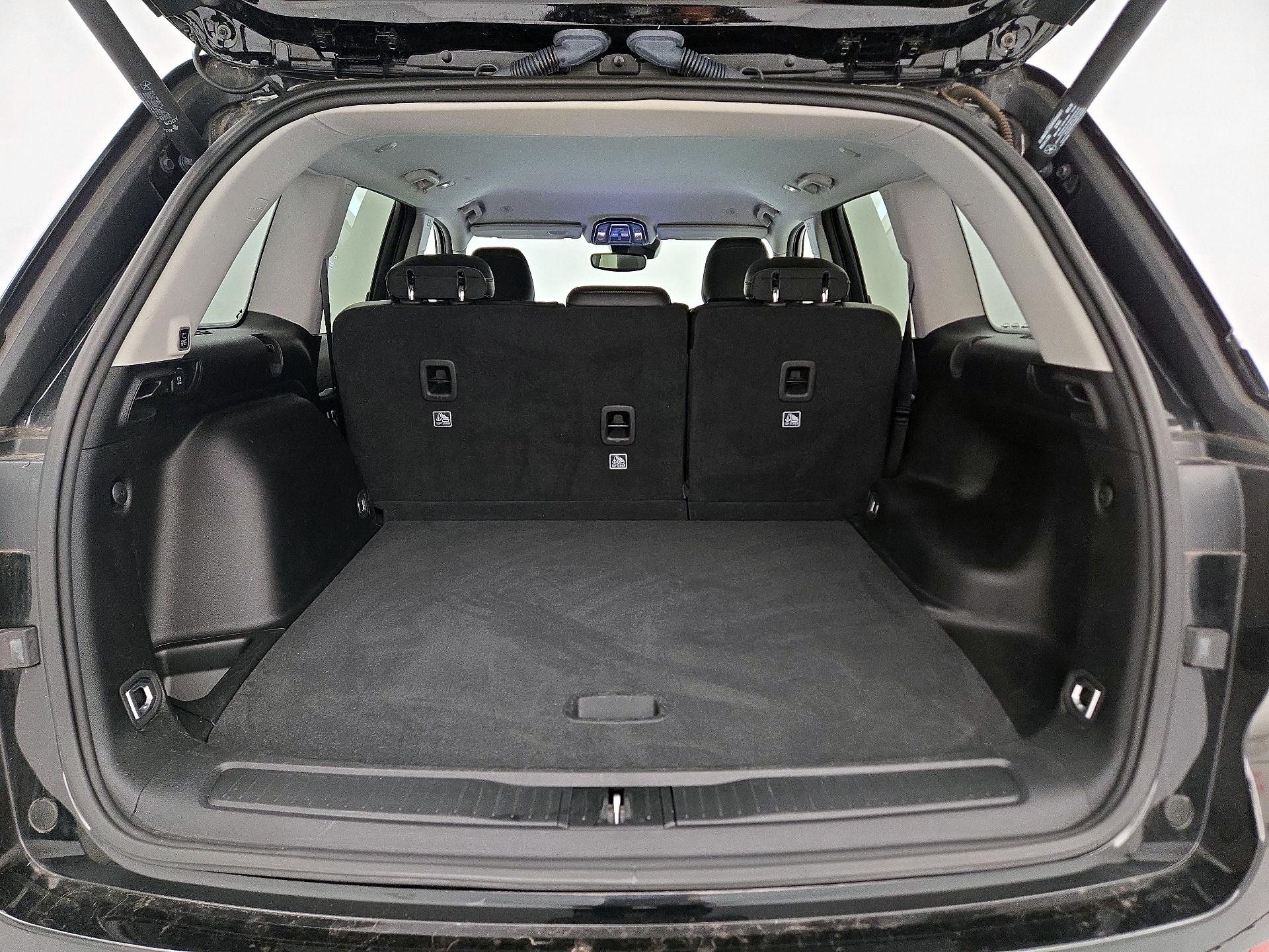 Thumbnail: 2023 Jeep Grand Cherokee - 20