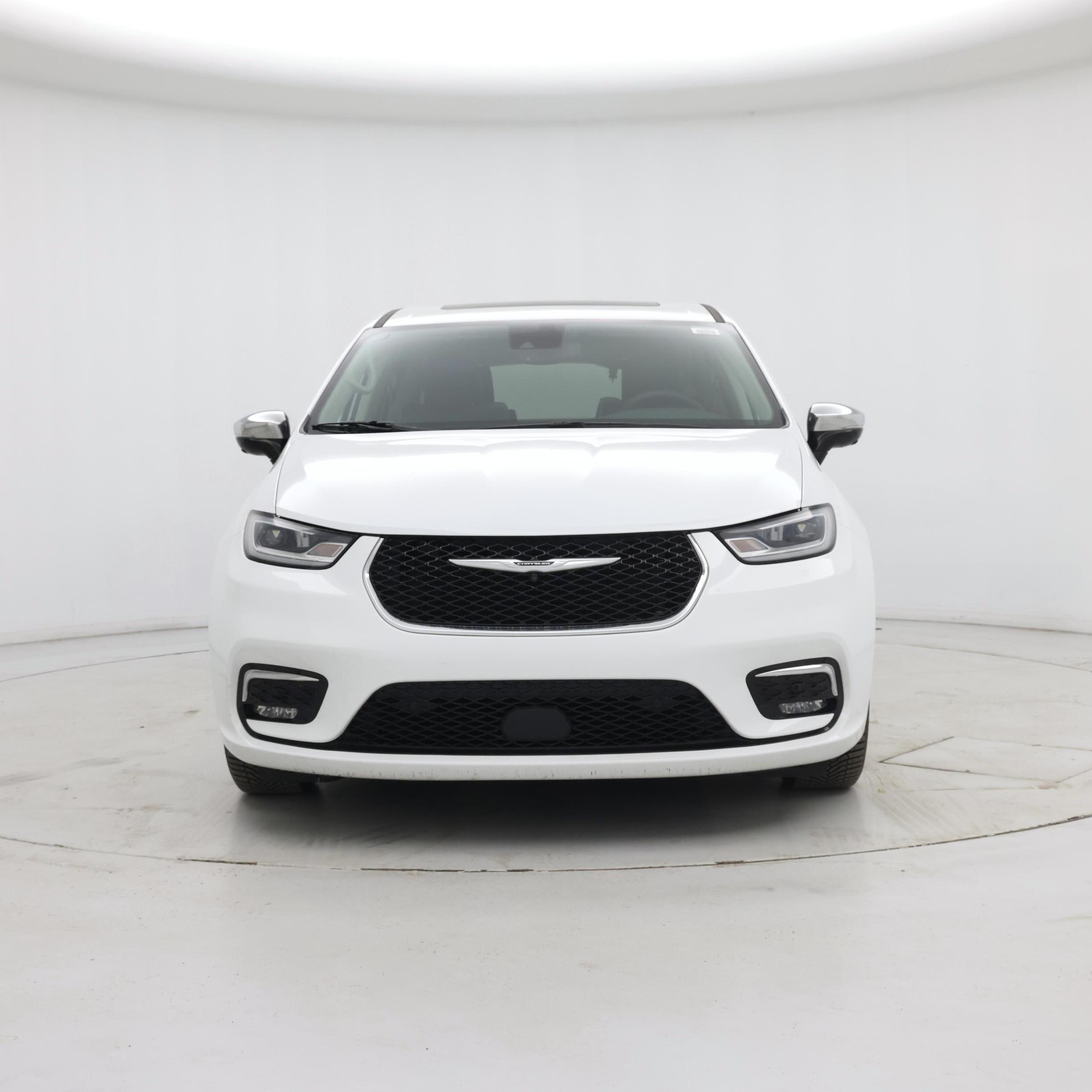 Thumbnail: 2023 Chrysler Pacifica - 5