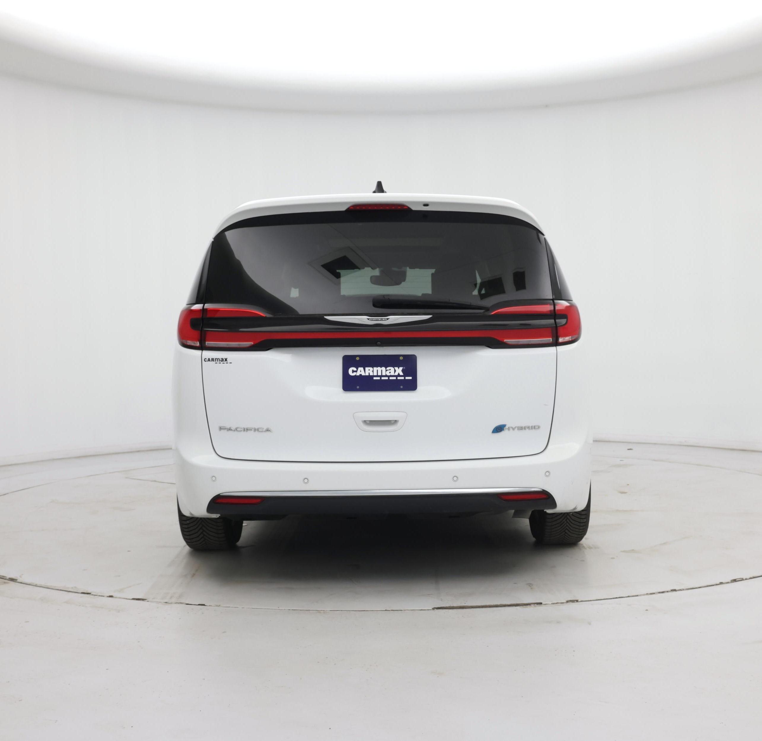 Thumbnail: 2023 Chrysler Pacifica - 6