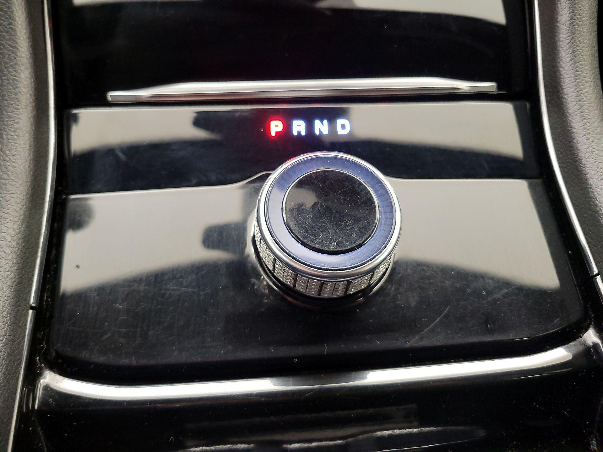 Thumbnail: 2022 Jeep Grand Cherokee - 17