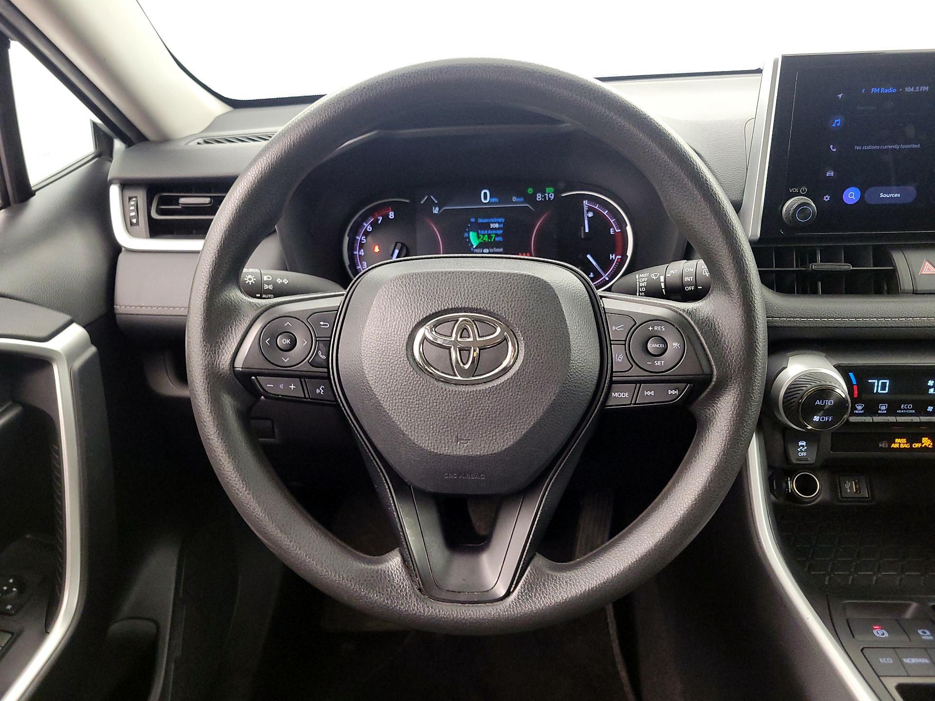 Thumbnail: 2024 Toyota RAV4 - 10