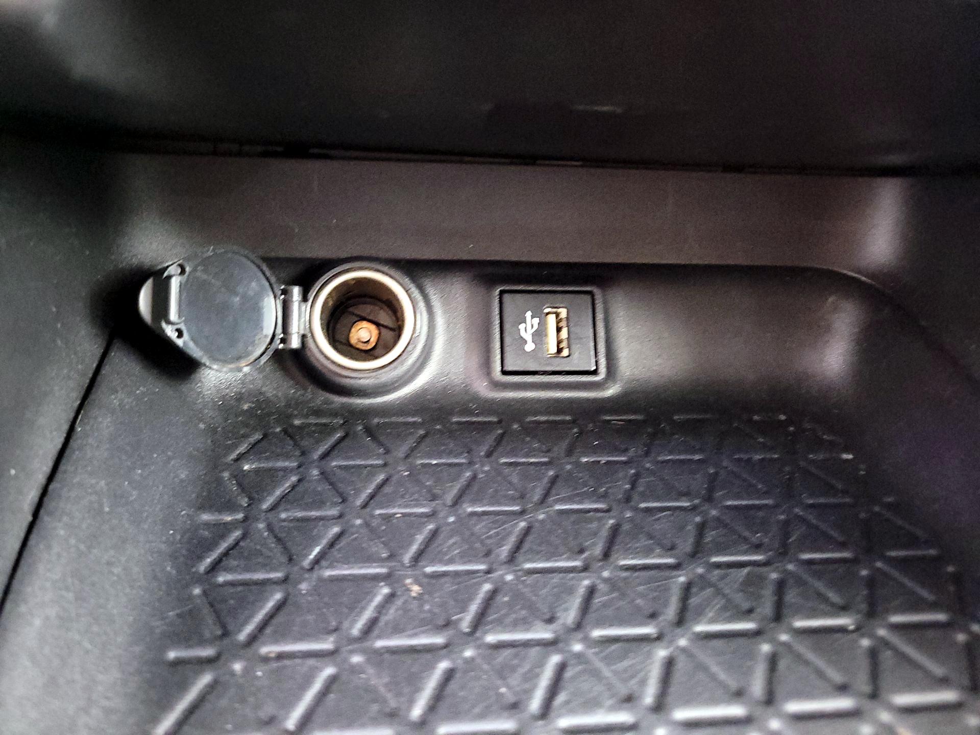 Thumbnail: 2024 Toyota RAV4 - 18