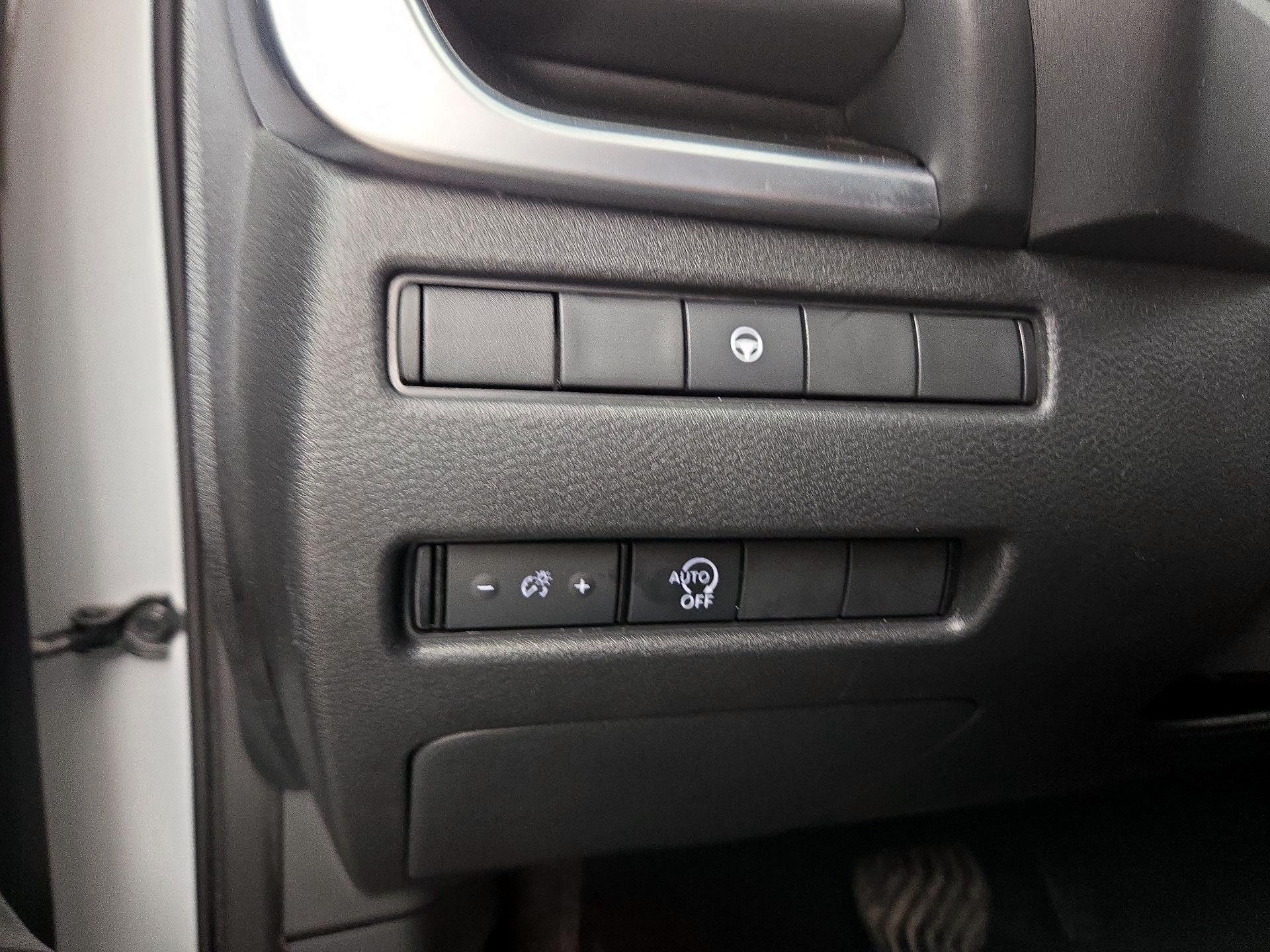 Thumbnail: 2023 Nissan Rogue - 13