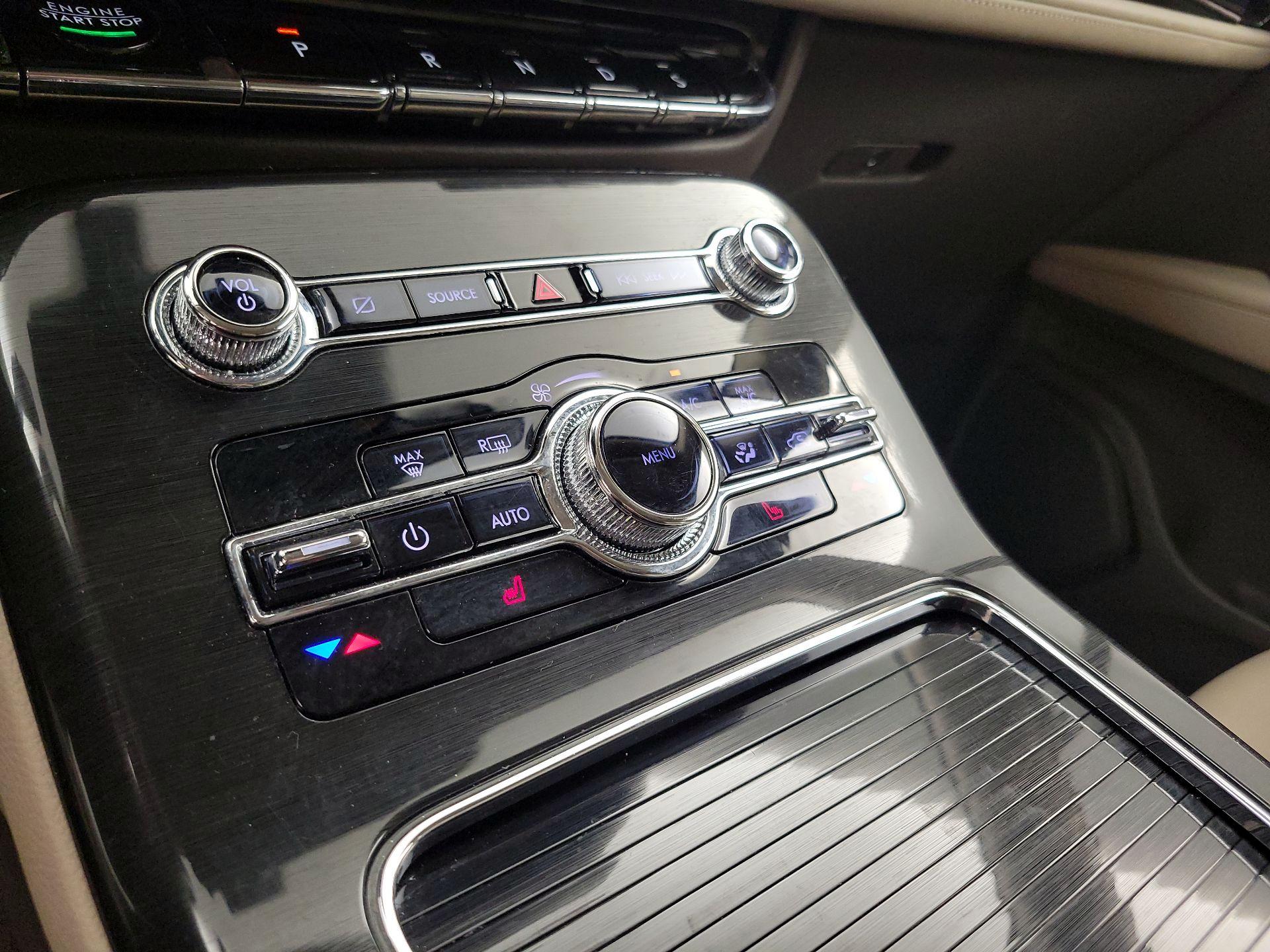 Thumbnail: 2023 Lincoln Nautilus - 16