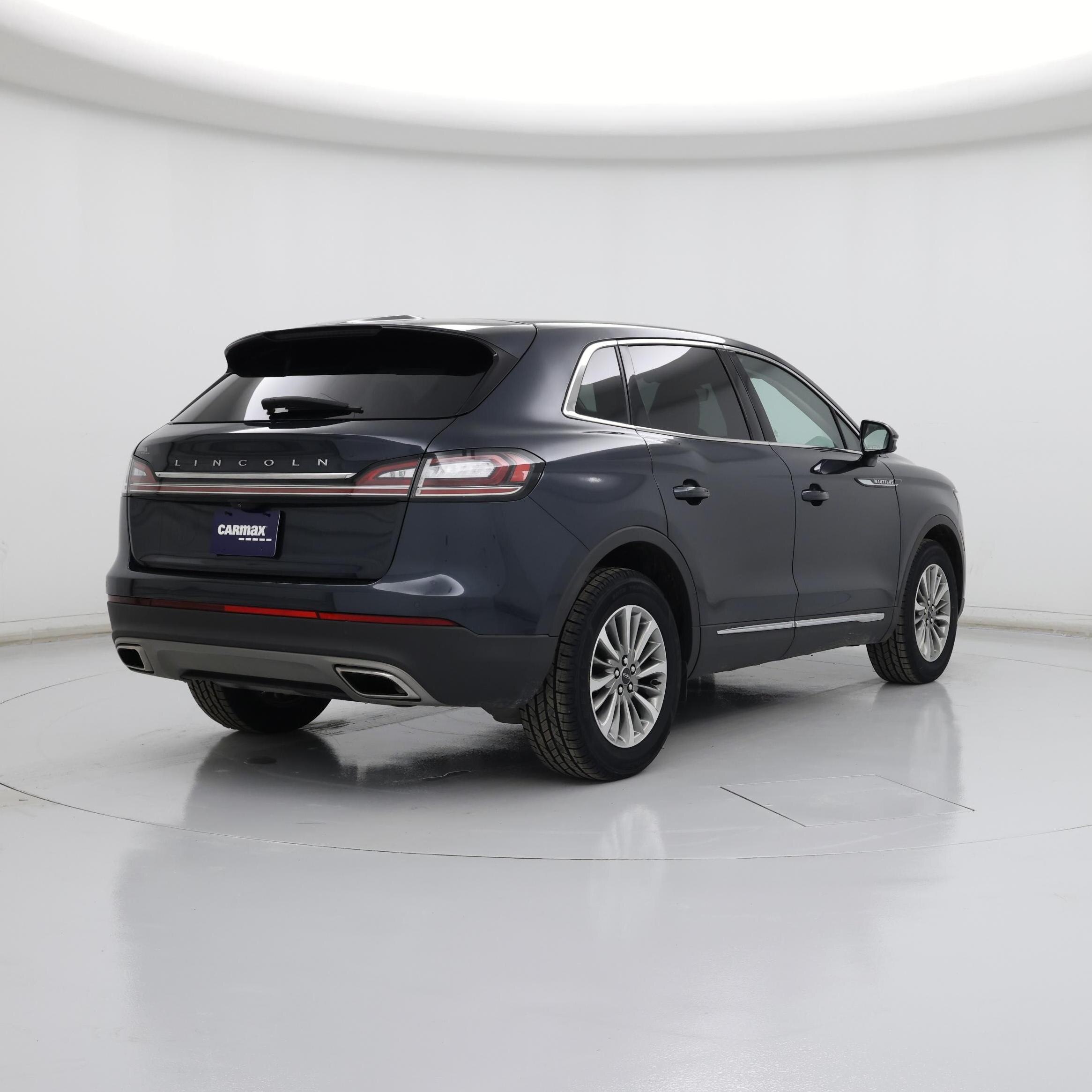 Thumbnail: 2023 Lincoln Nautilus - 8