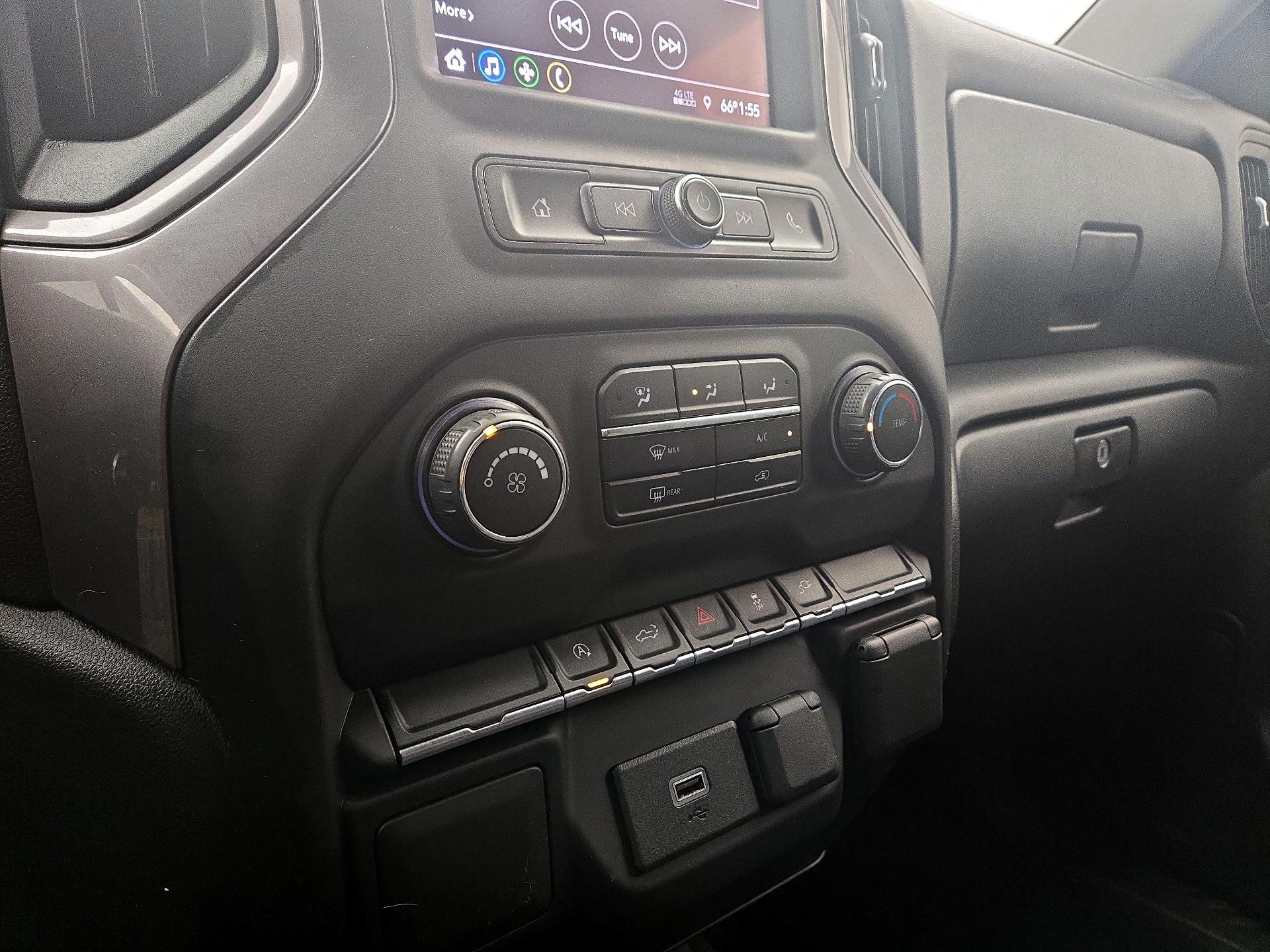 Thumbnail: 2020 Chevrolet Silverado 1500 - 16