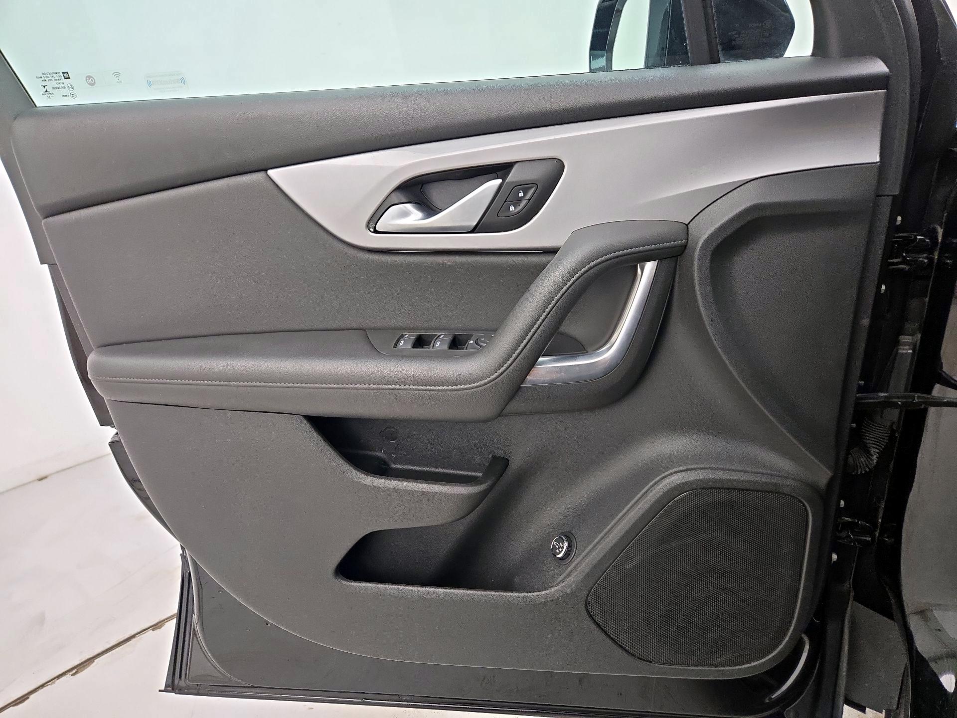 Thumbnail: 2022 Chevrolet Blazer - 12