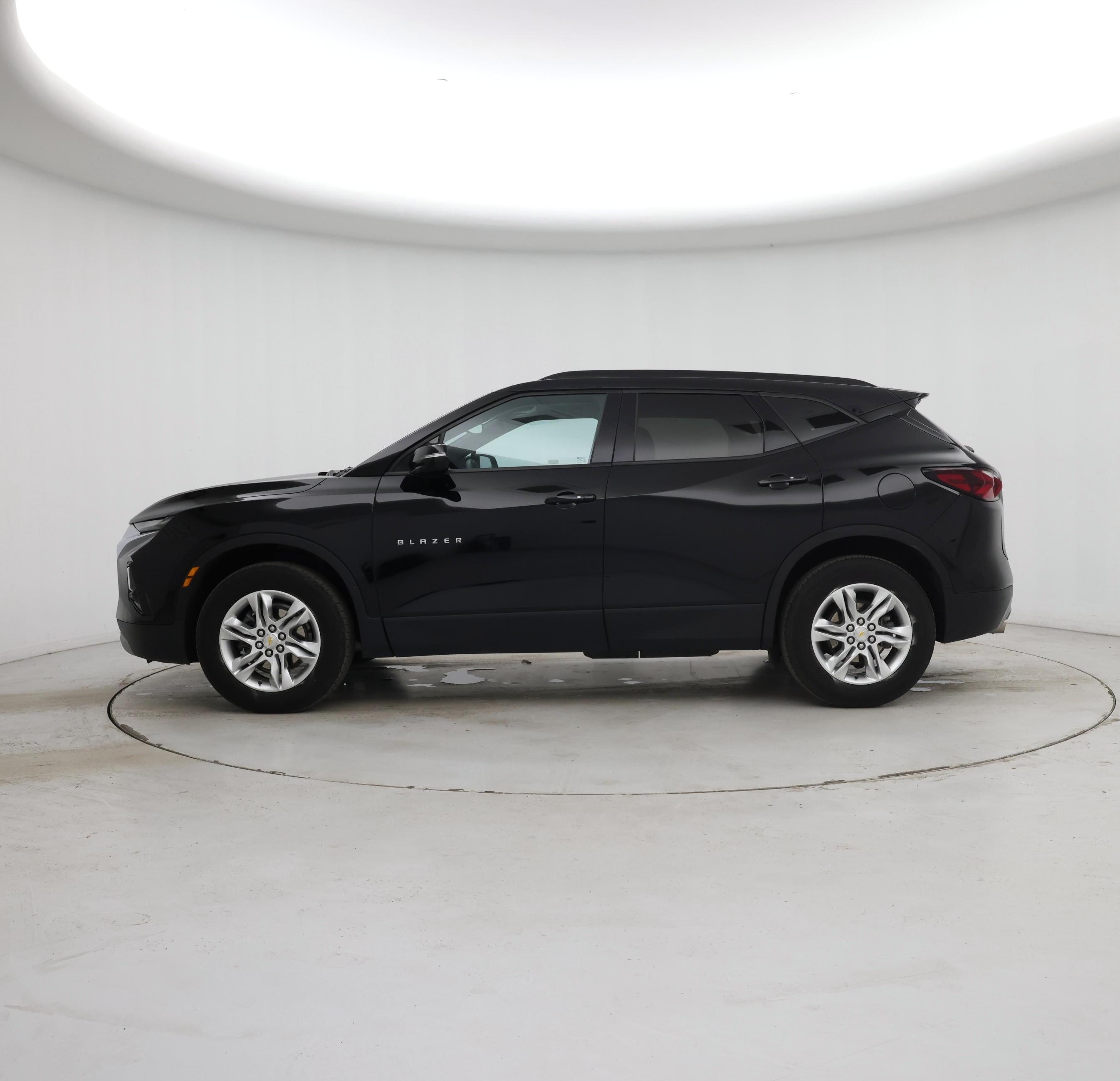 Thumbnail: 2022 Chevrolet Blazer - 3