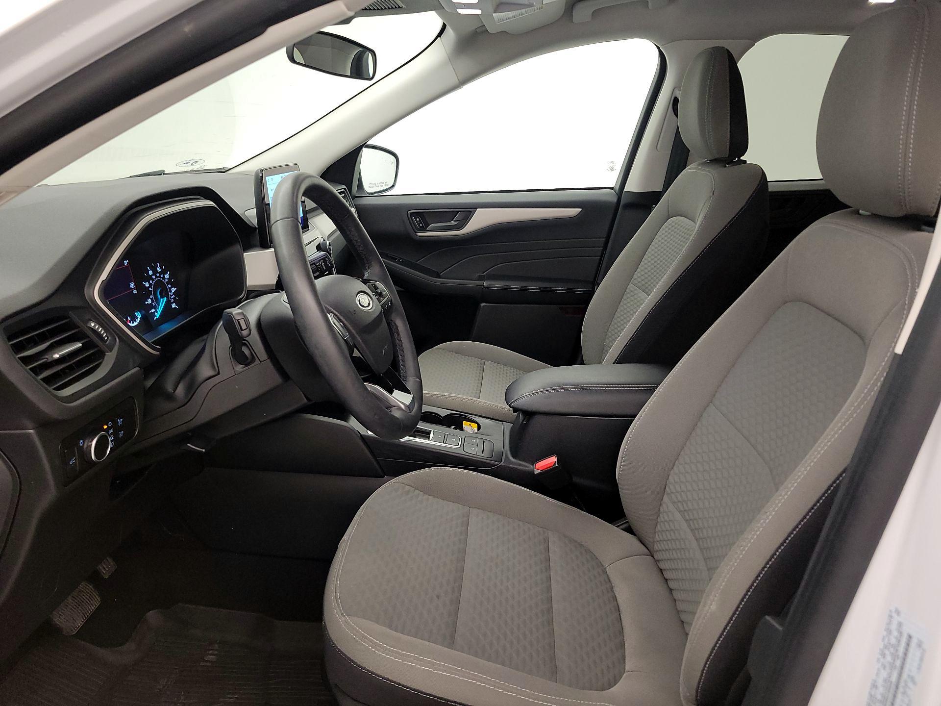 Thumbnail: 2022 Ford Escape - 11