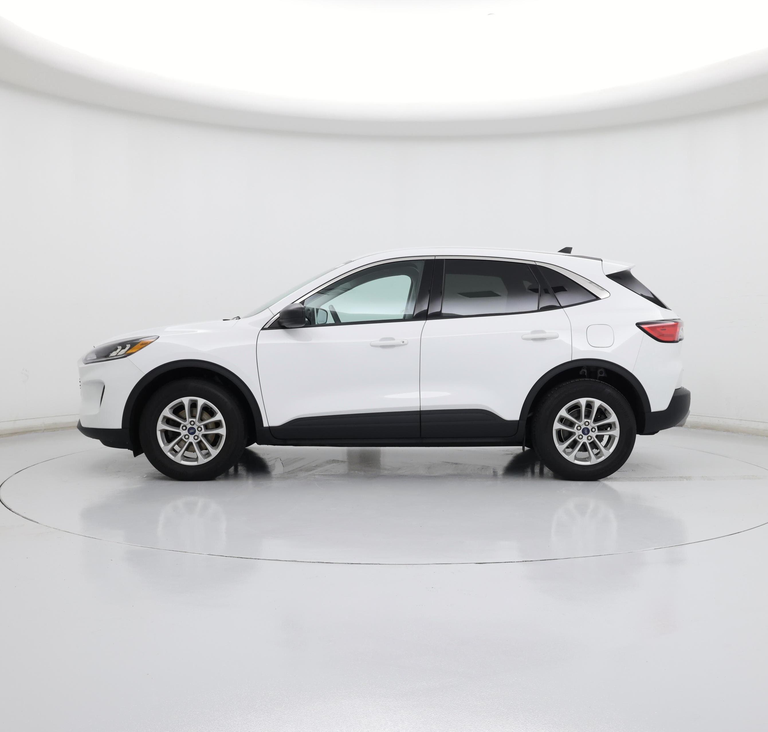 Thumbnail: 2022 Ford Escape - 3