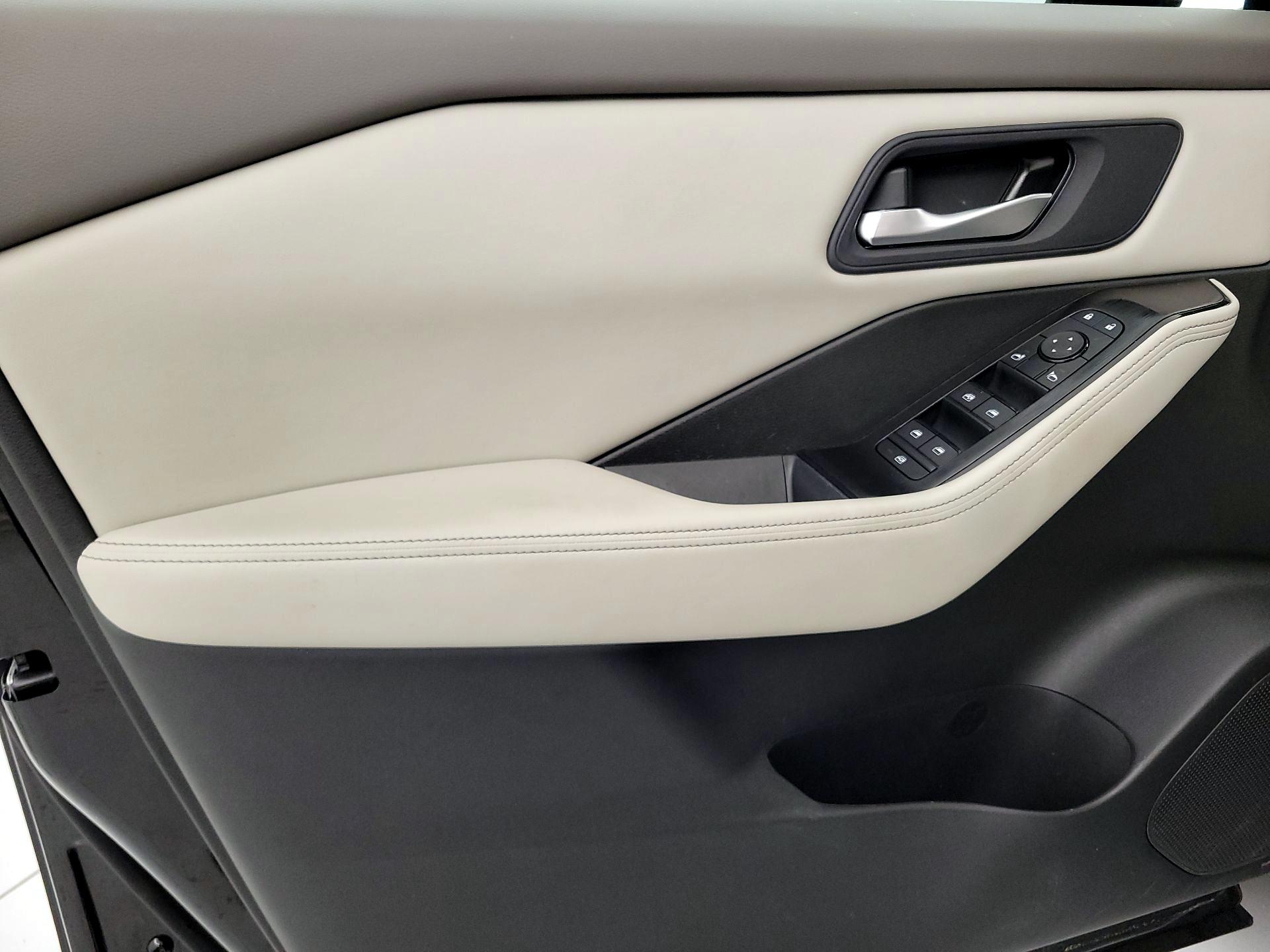 Thumbnail: 2024 Nissan Rogue - 12