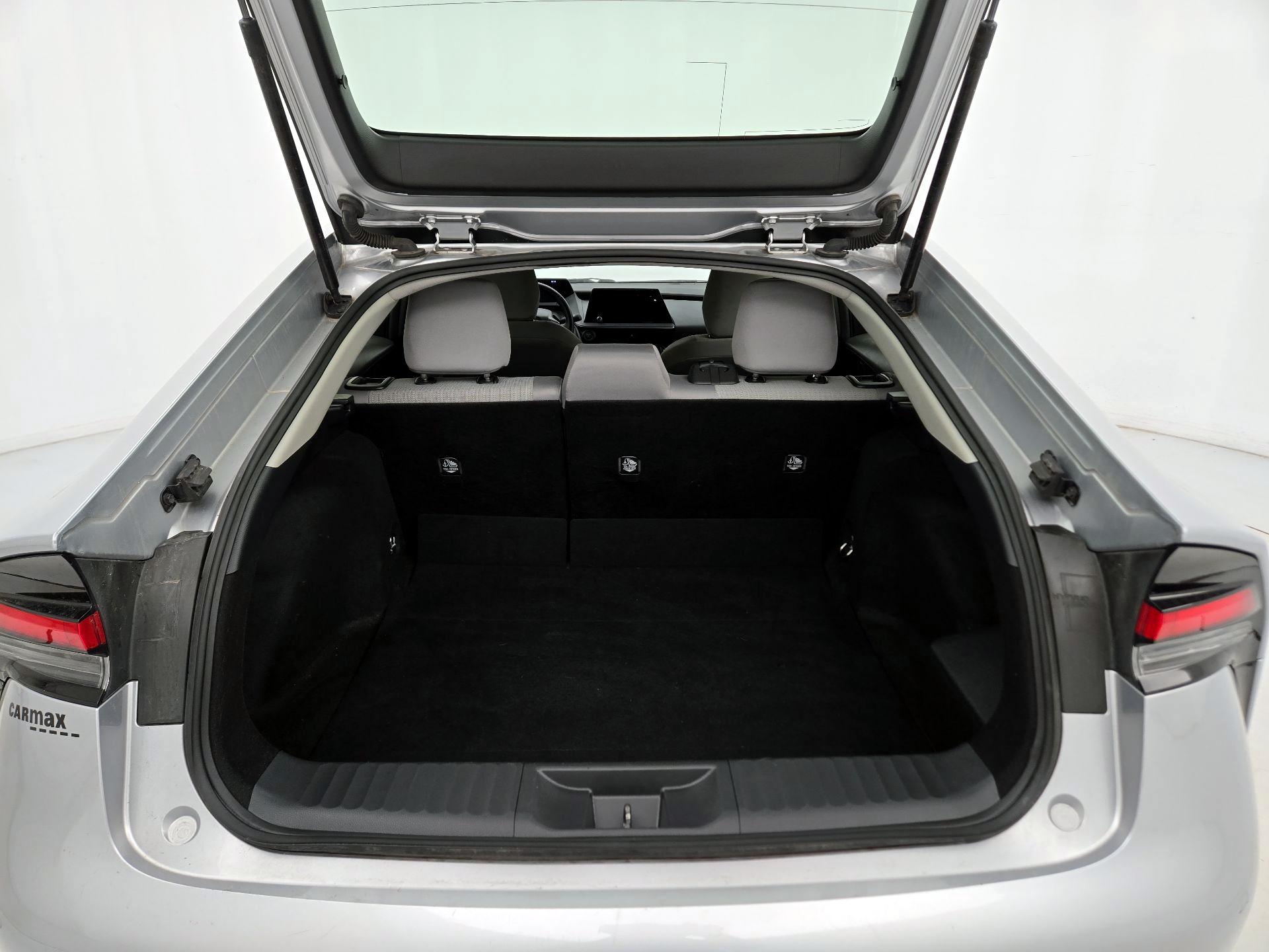 Thumbnail: 2023 Toyota Prius - 20