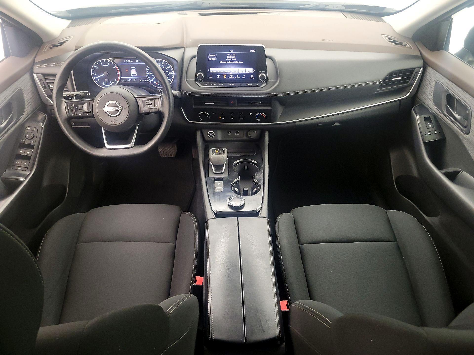 Thumbnail: 2023 Nissan Rogue - 9