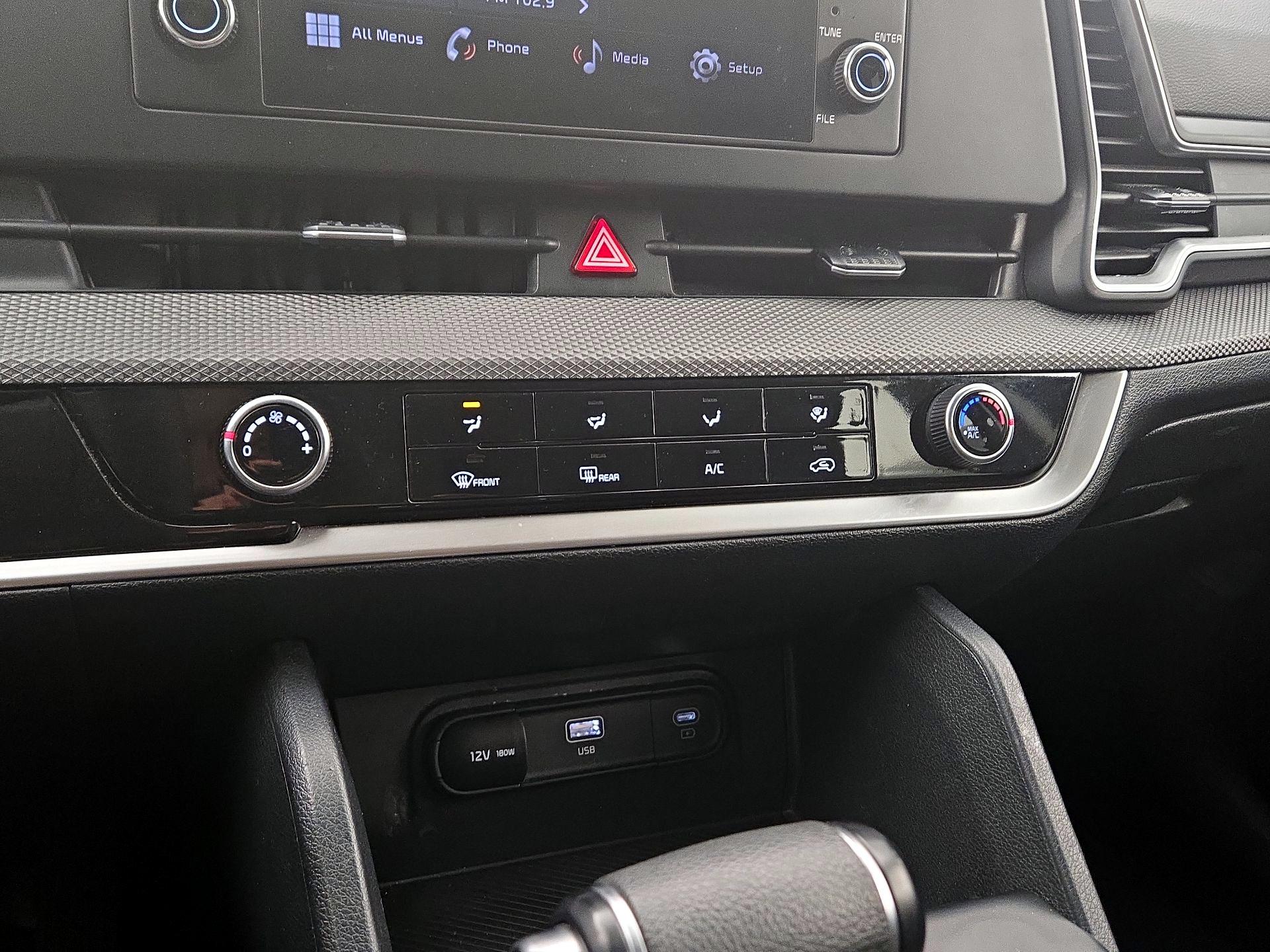 Thumbnail: 2024 Kia Sportage - 16