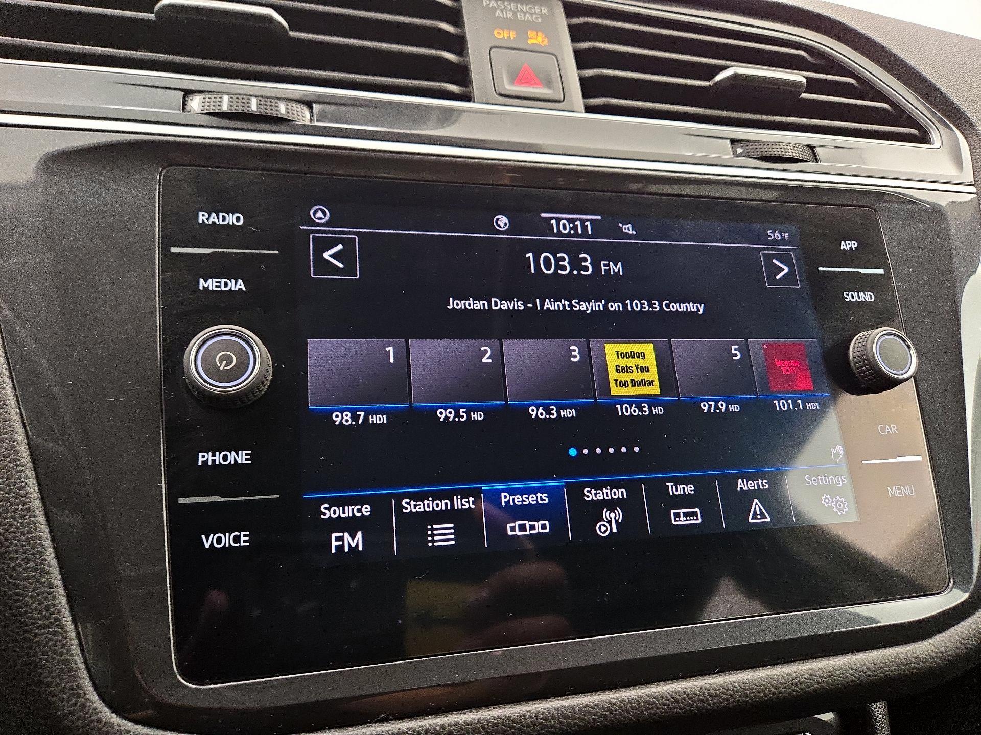 Thumbnail: 2024 Volkswagen Tiguan - 15