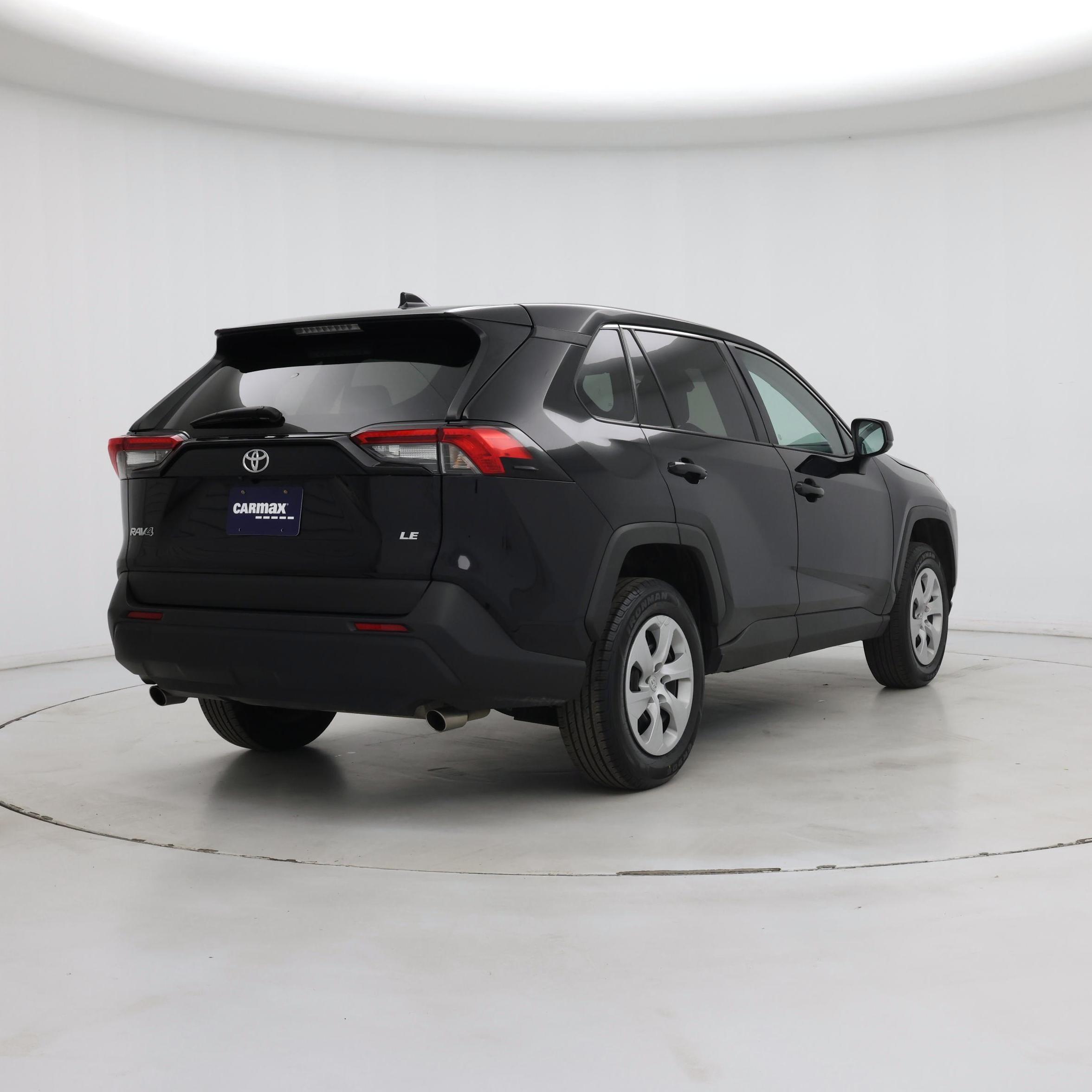 Thumbnail: 2024 Toyota RAV4 - 8