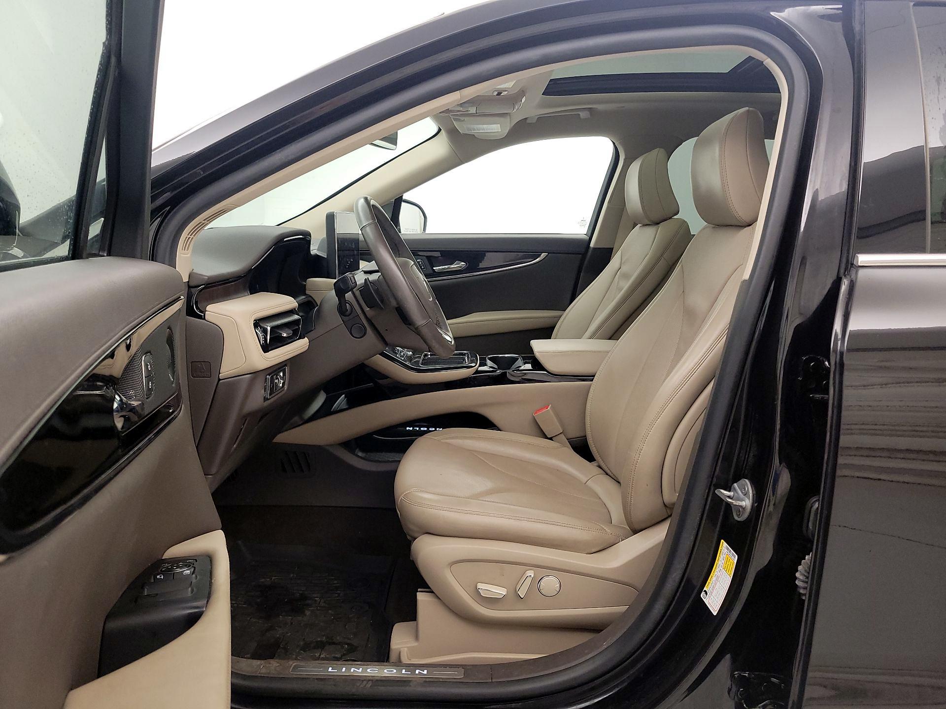 Thumbnail: 2022 Lincoln Nautilus - 11
