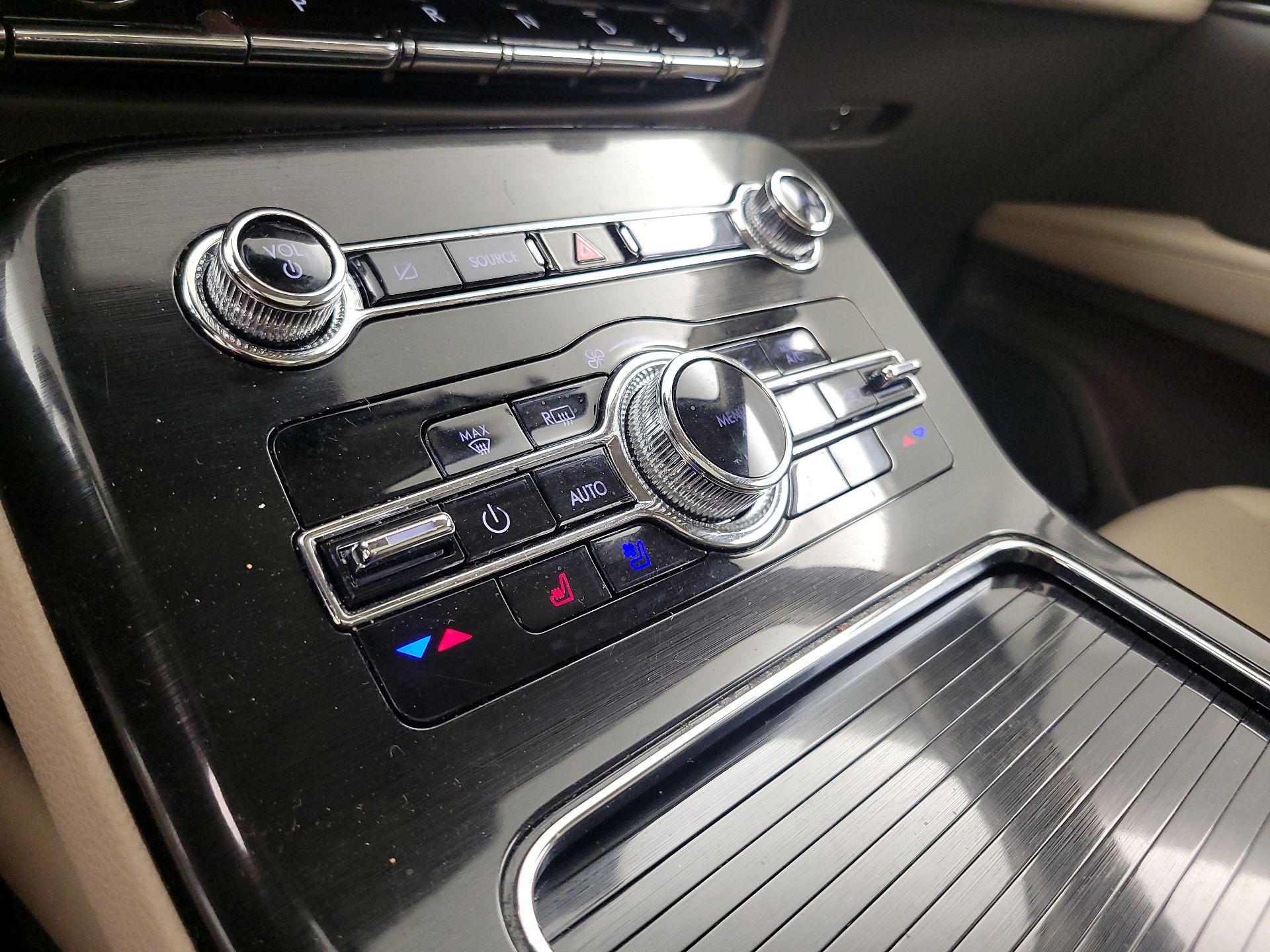 Thumbnail: 2022 Lincoln Nautilus - 17