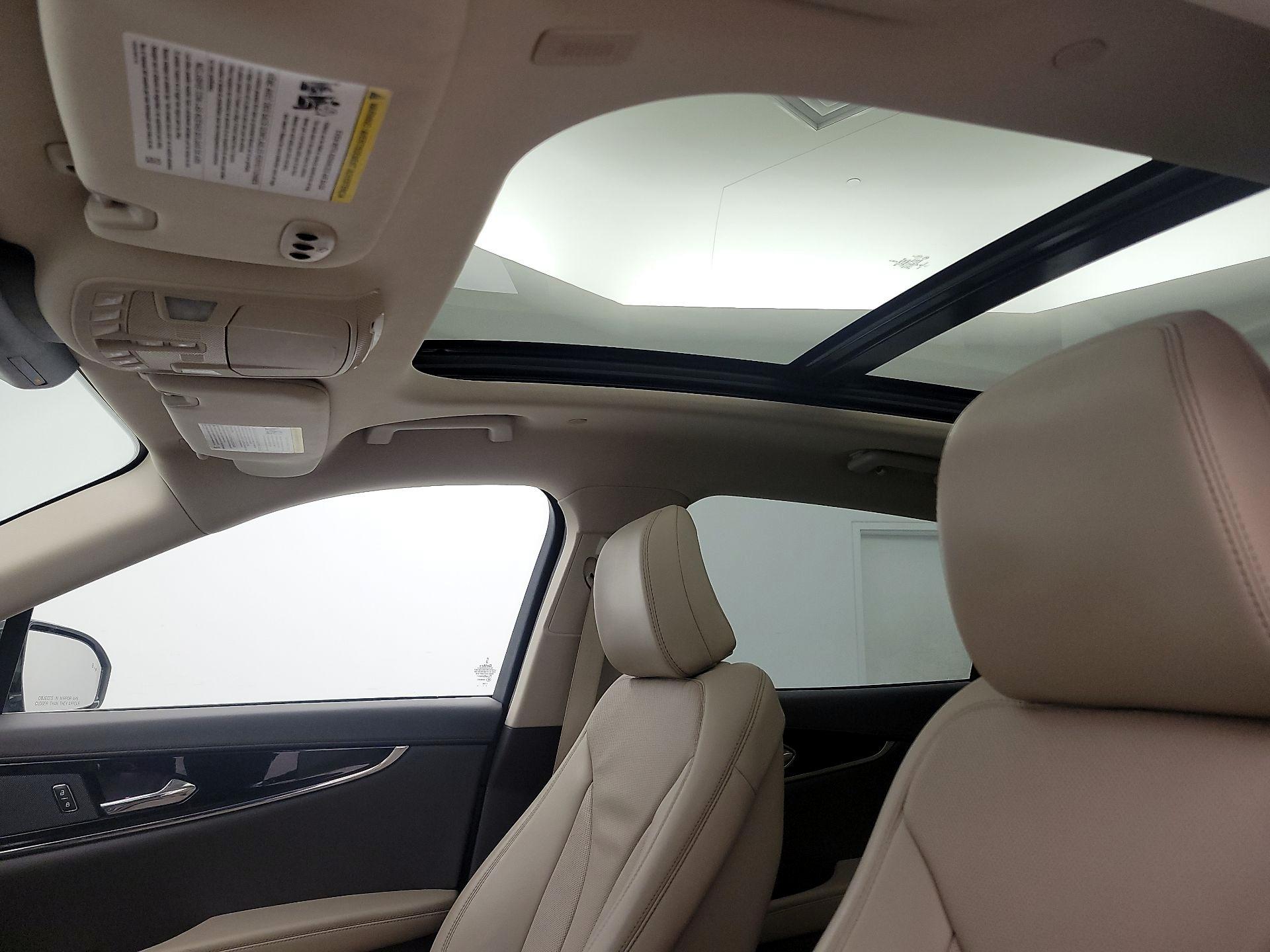 Thumbnail: 2022 Lincoln Nautilus - 20