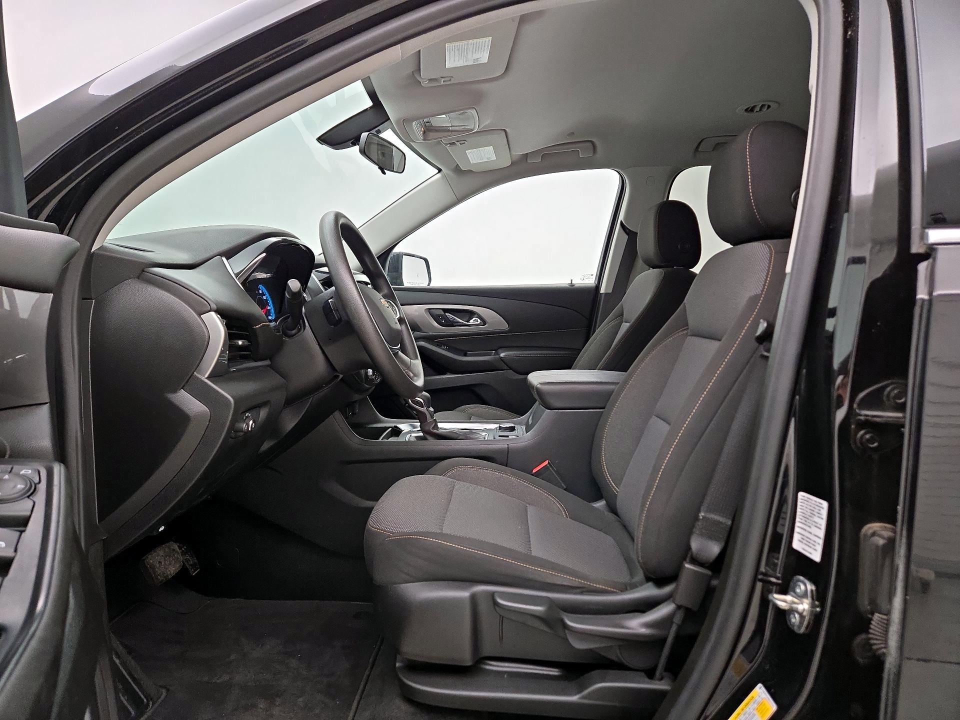 Thumbnail: 2021 Chevrolet Traverse - 11
