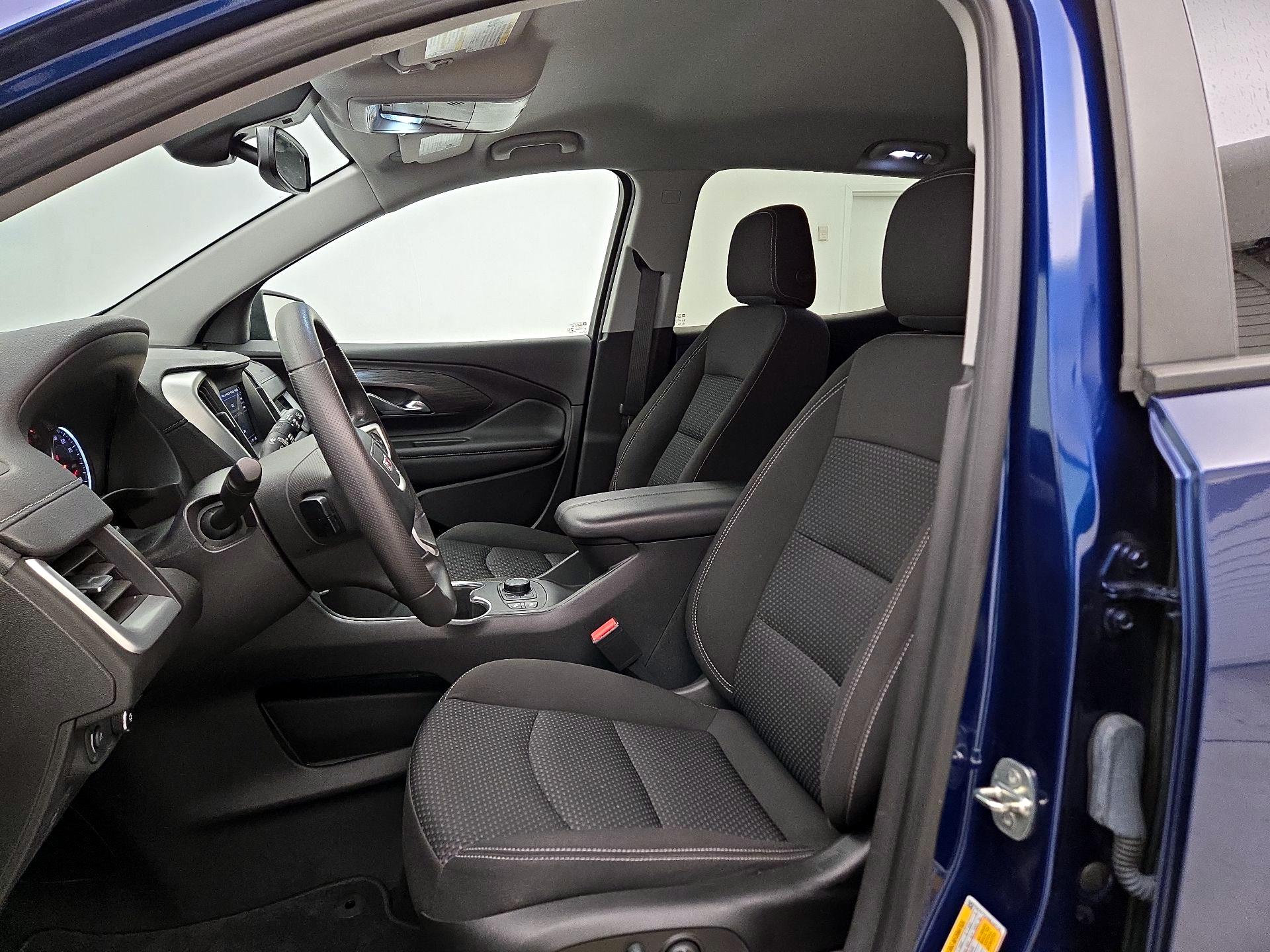 Thumbnail: 2022 GMC Terrain - 11