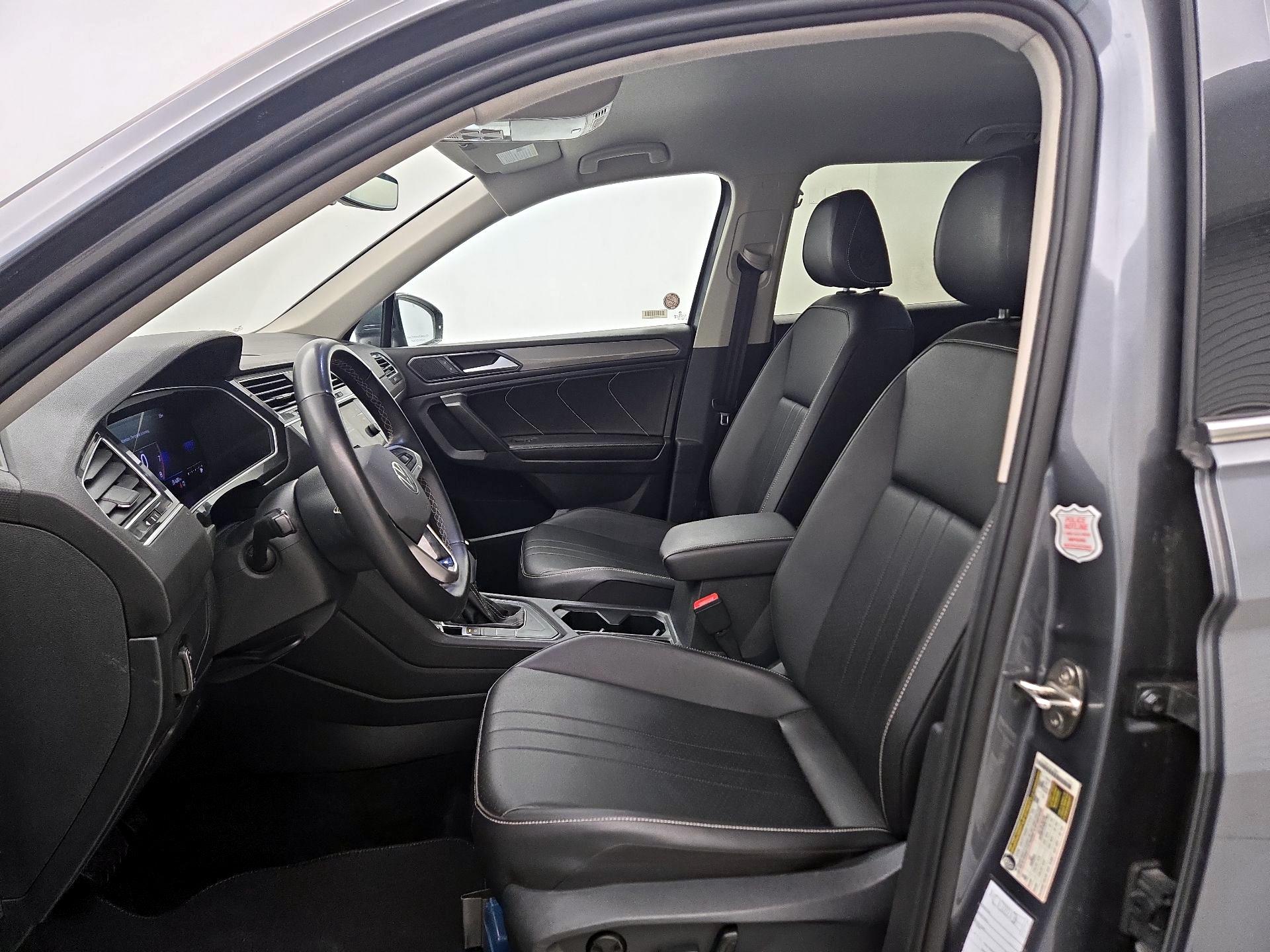 Thumbnail: 2024 Volkswagen Tiguan - 11