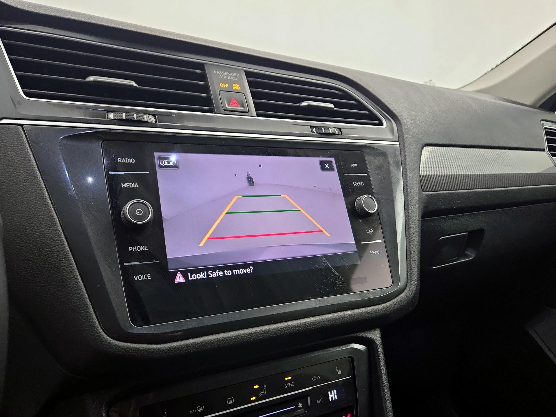 Thumbnail: 2024 Volkswagen Tiguan - 14