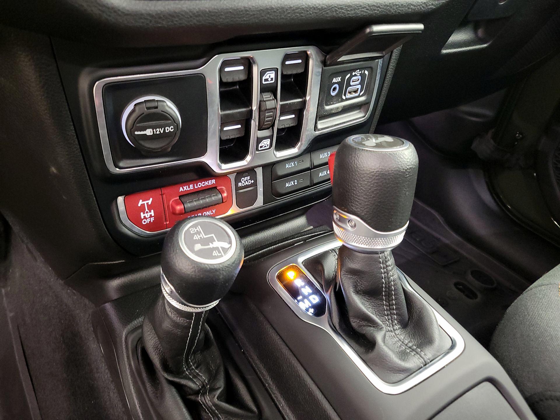 Thumbnail: 2024 Jeep Wrangler - 17