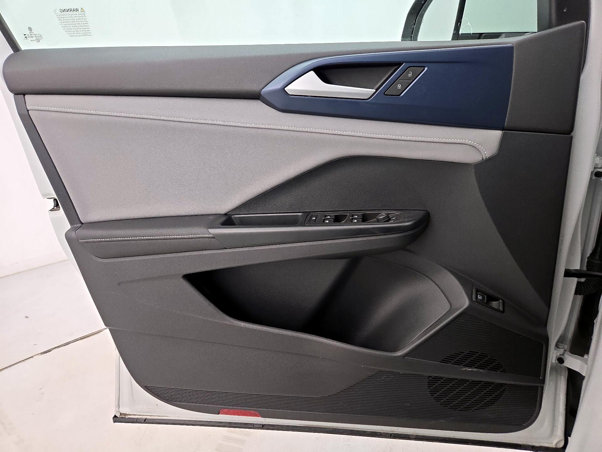 Thumbnail: 2024 Volkswagen Taos - 12