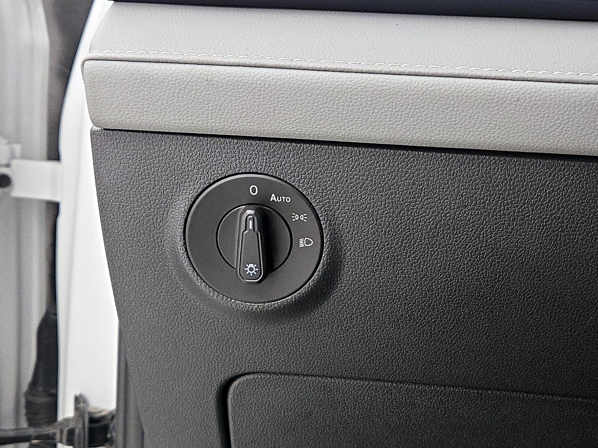 Thumbnail: 2024 Volkswagen Taos - 13