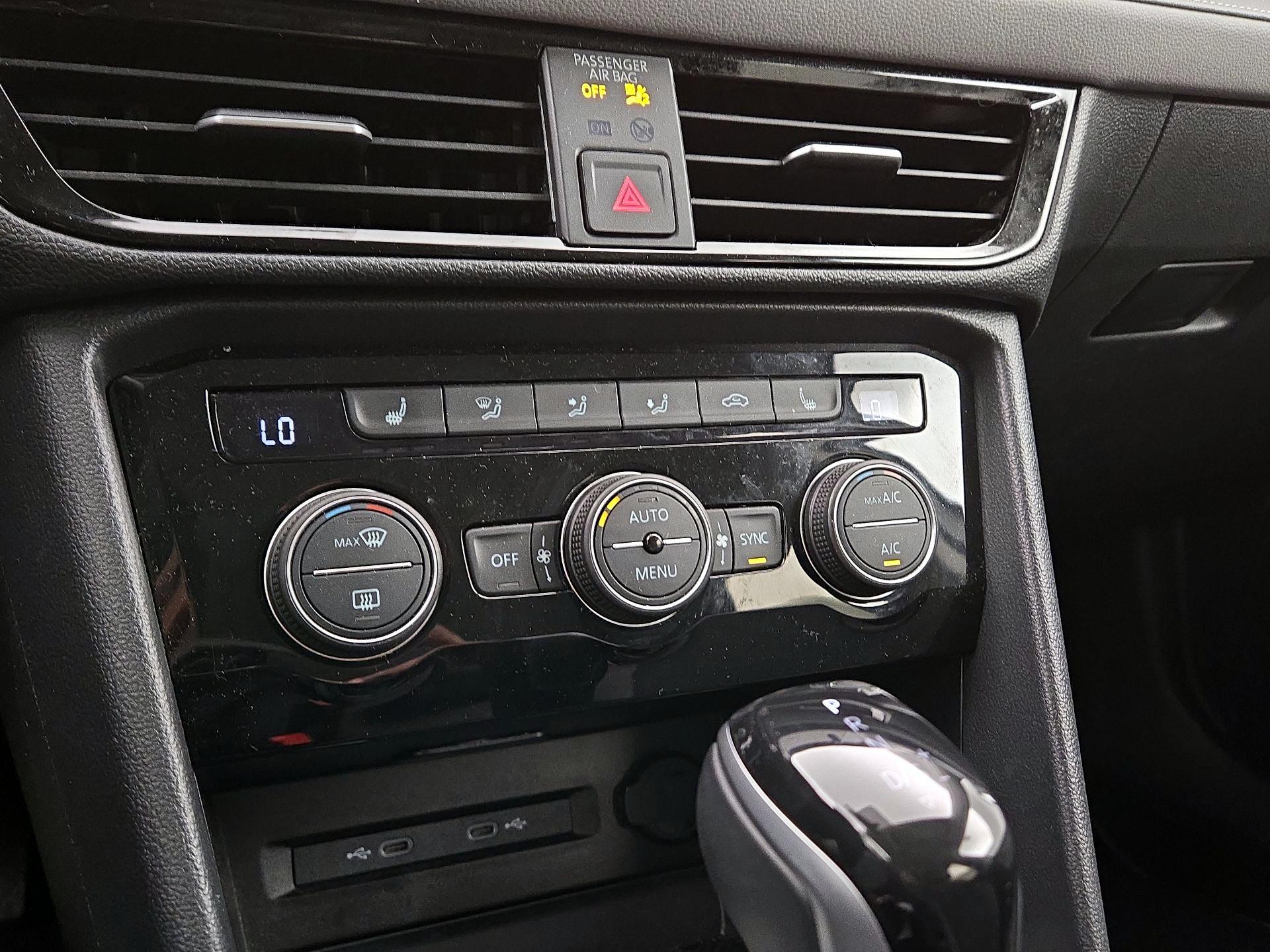 Thumbnail: 2024 Volkswagen Taos - 16