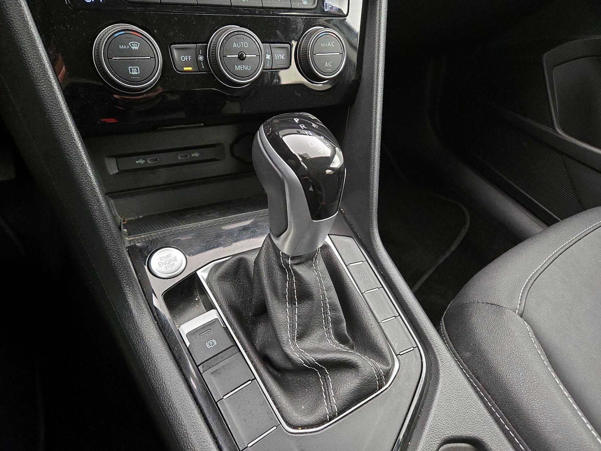 Thumbnail: 2024 Volkswagen Taos - 17