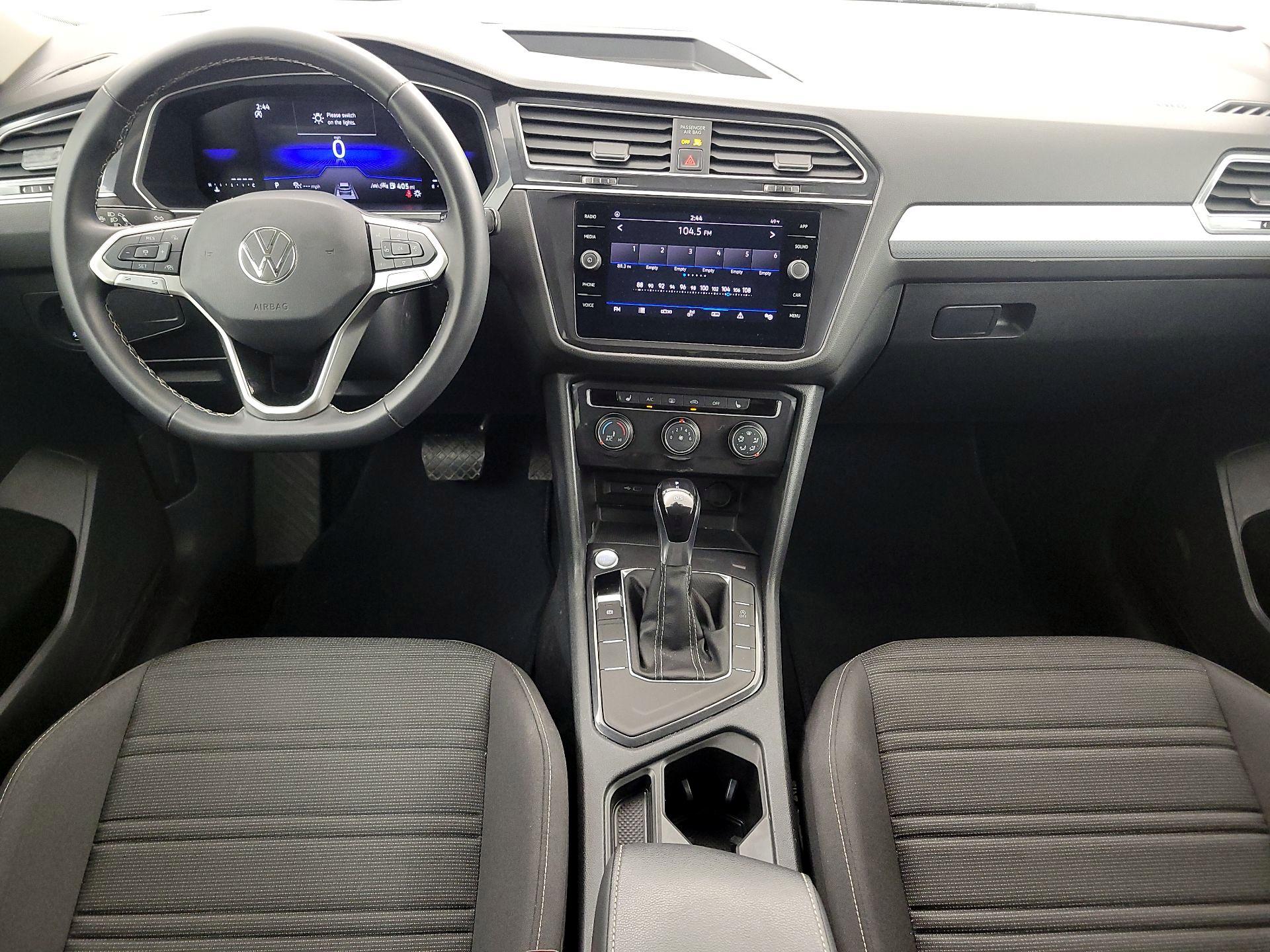 Thumbnail: 2024 Volkswagen Tiguan - 9