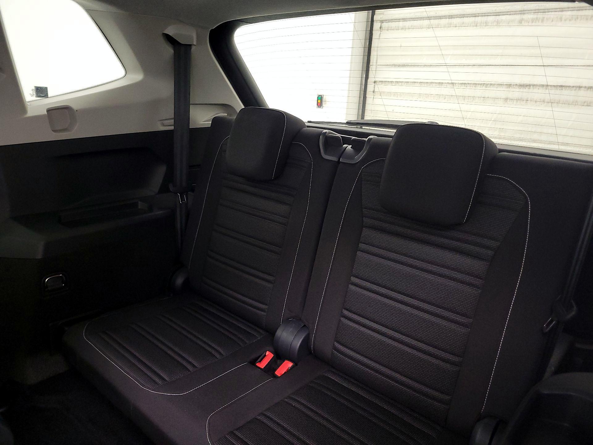 Thumbnail: 2024 Volkswagen Tiguan - 20