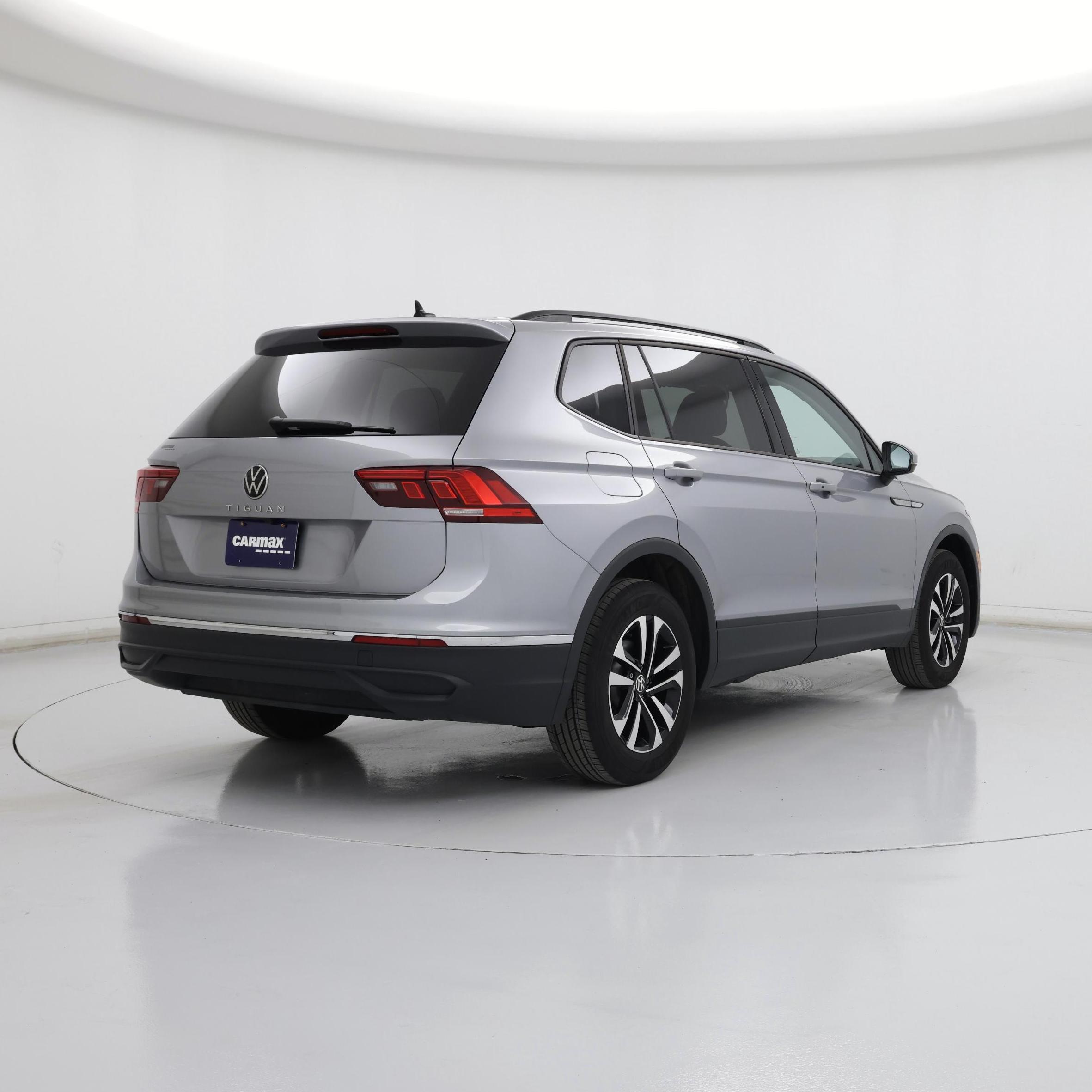 Thumbnail: 2024 Volkswagen Tiguan - 8