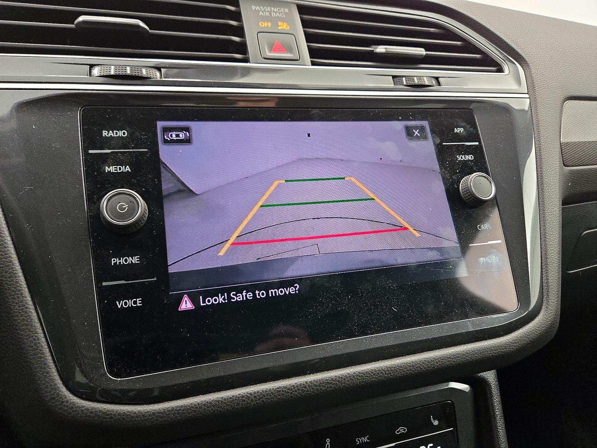 Thumbnail: 2024 Volkswagen Tiguan - 14